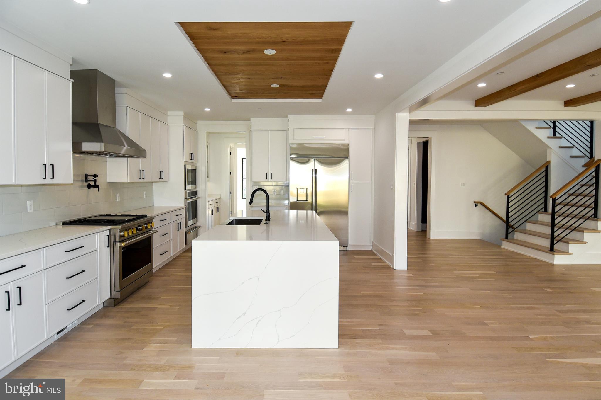 AYRLAWN - Residential