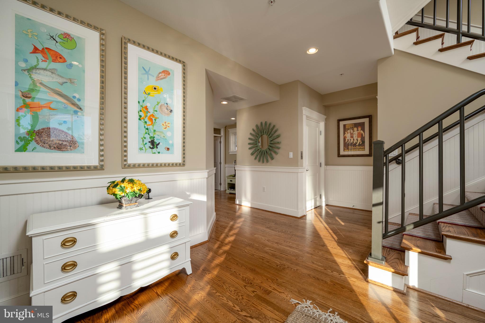 SUNSET ISLAND - Residential