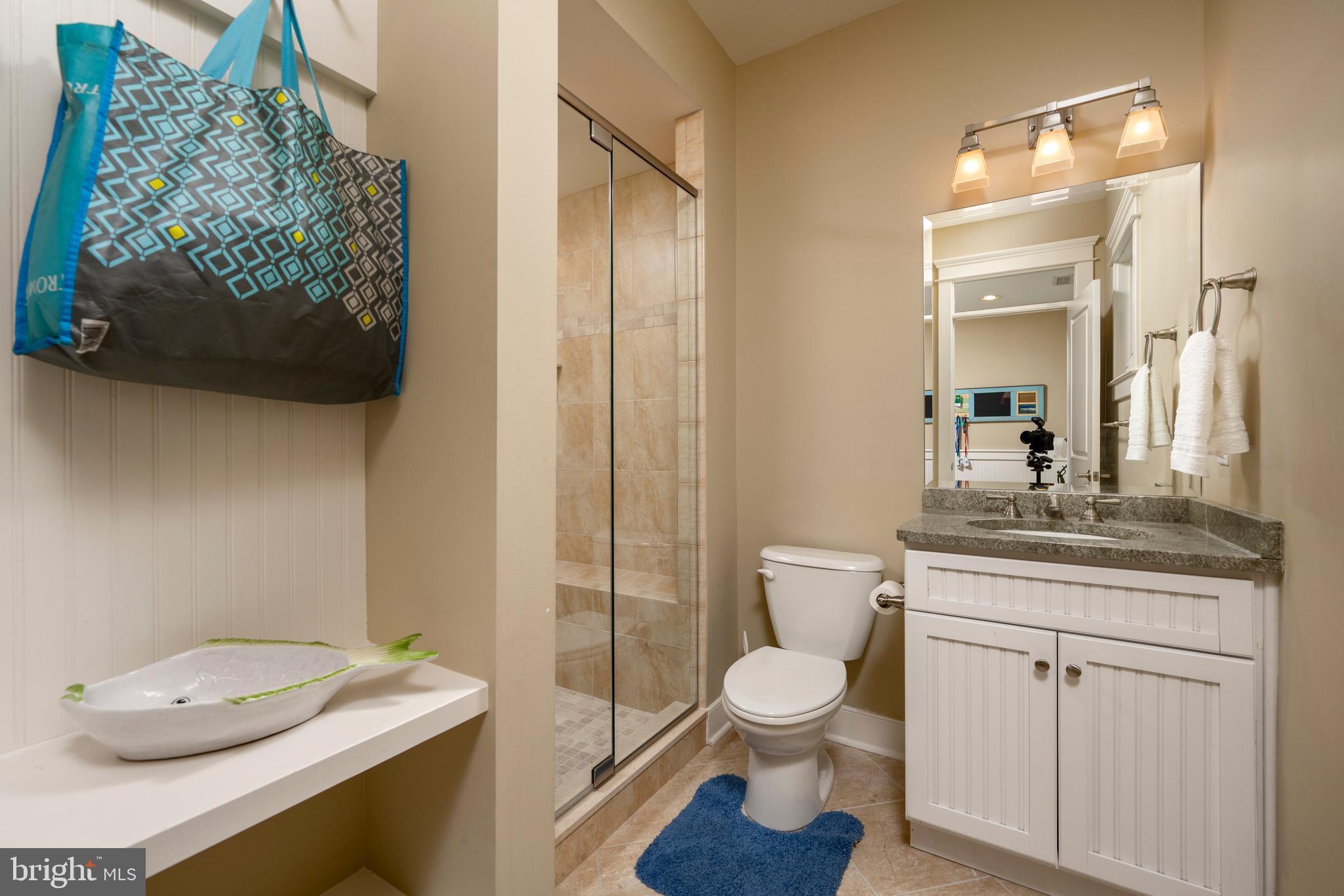 SUNSET ISLAND - Residential