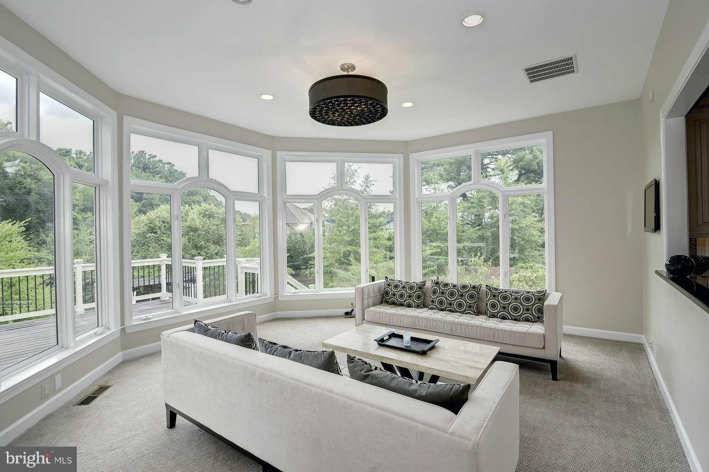 GROVEMONT - Residential