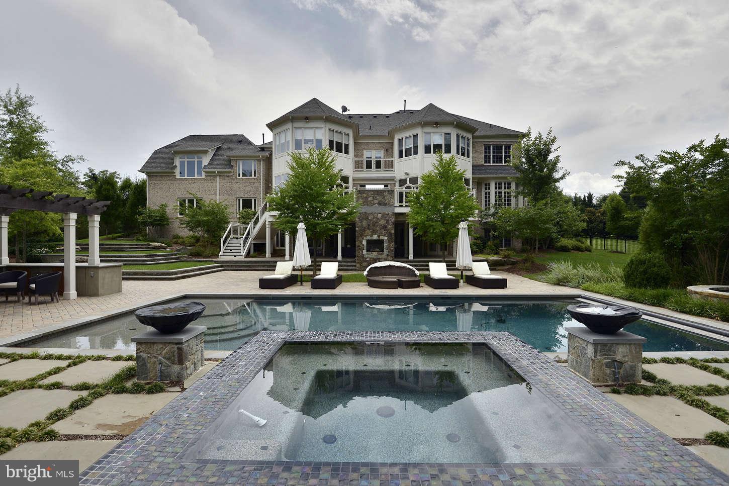 GROVEMONT - Residential