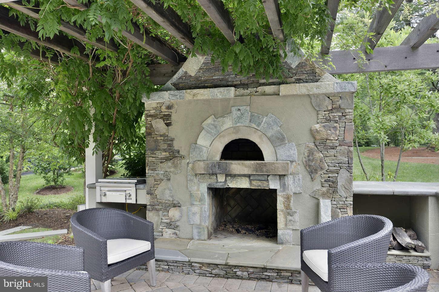 GROVEMONT - Residential