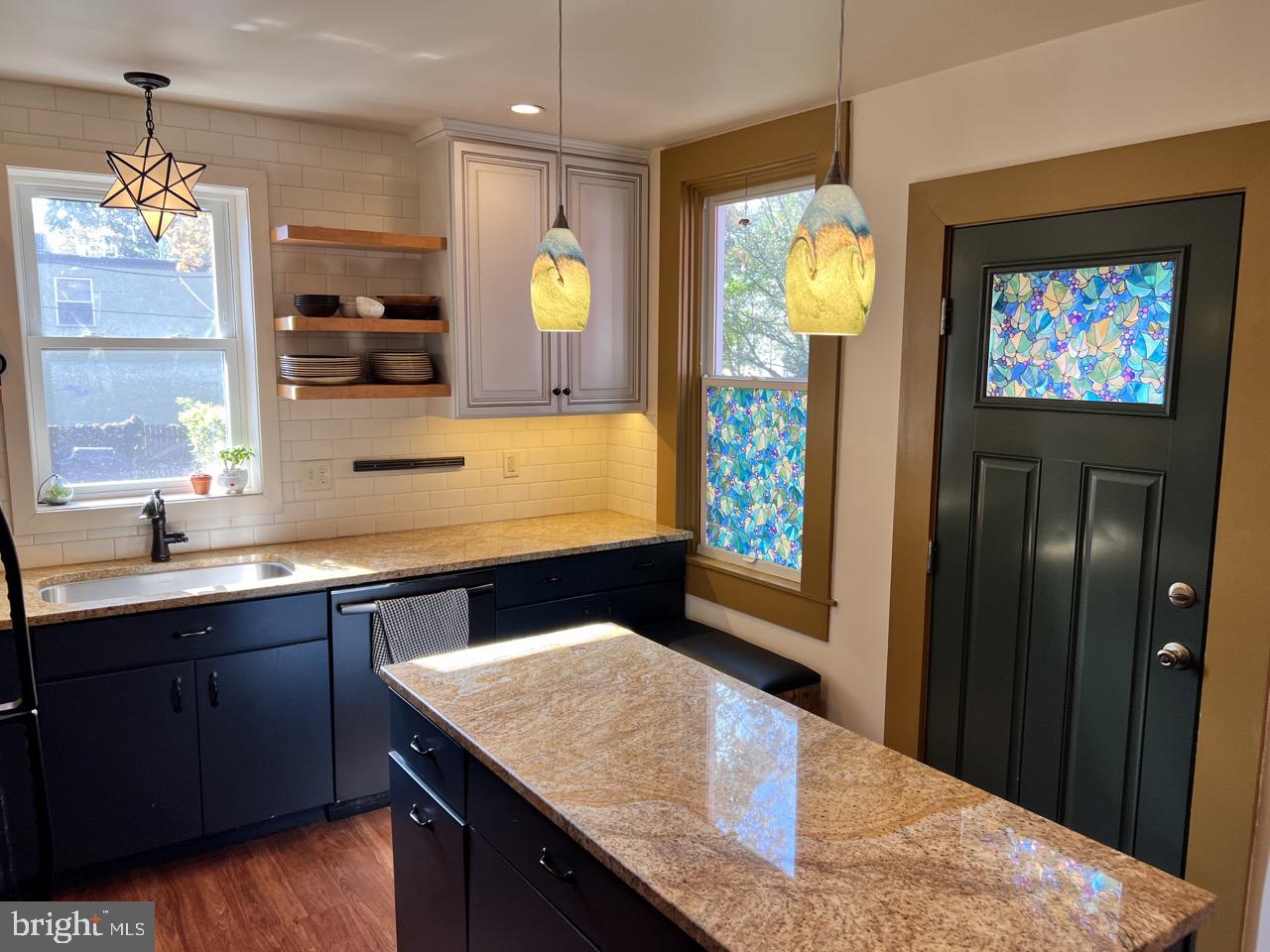 CHESTNUT HILL - Residential