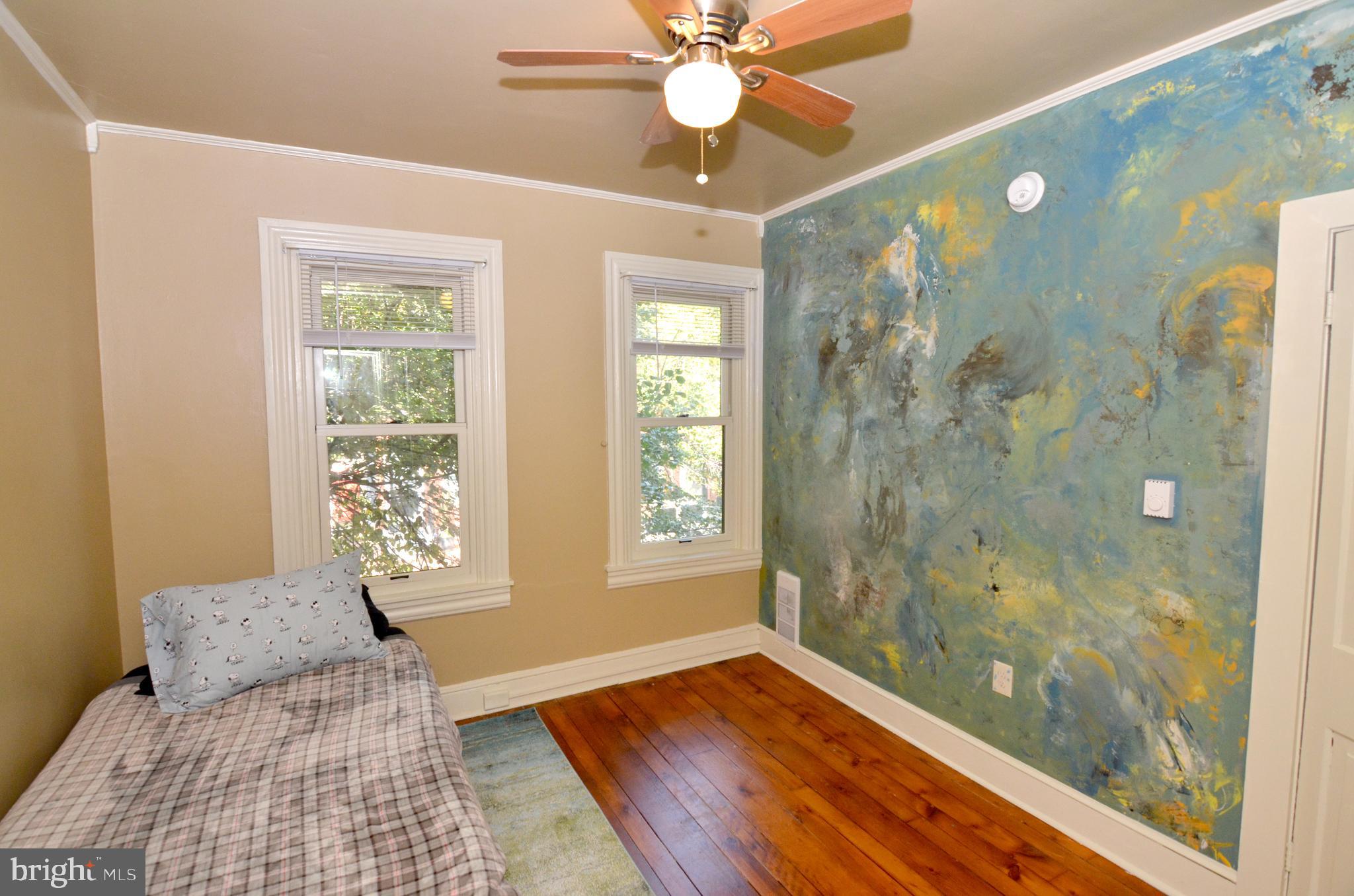 CHESTNUT HILL - Residential