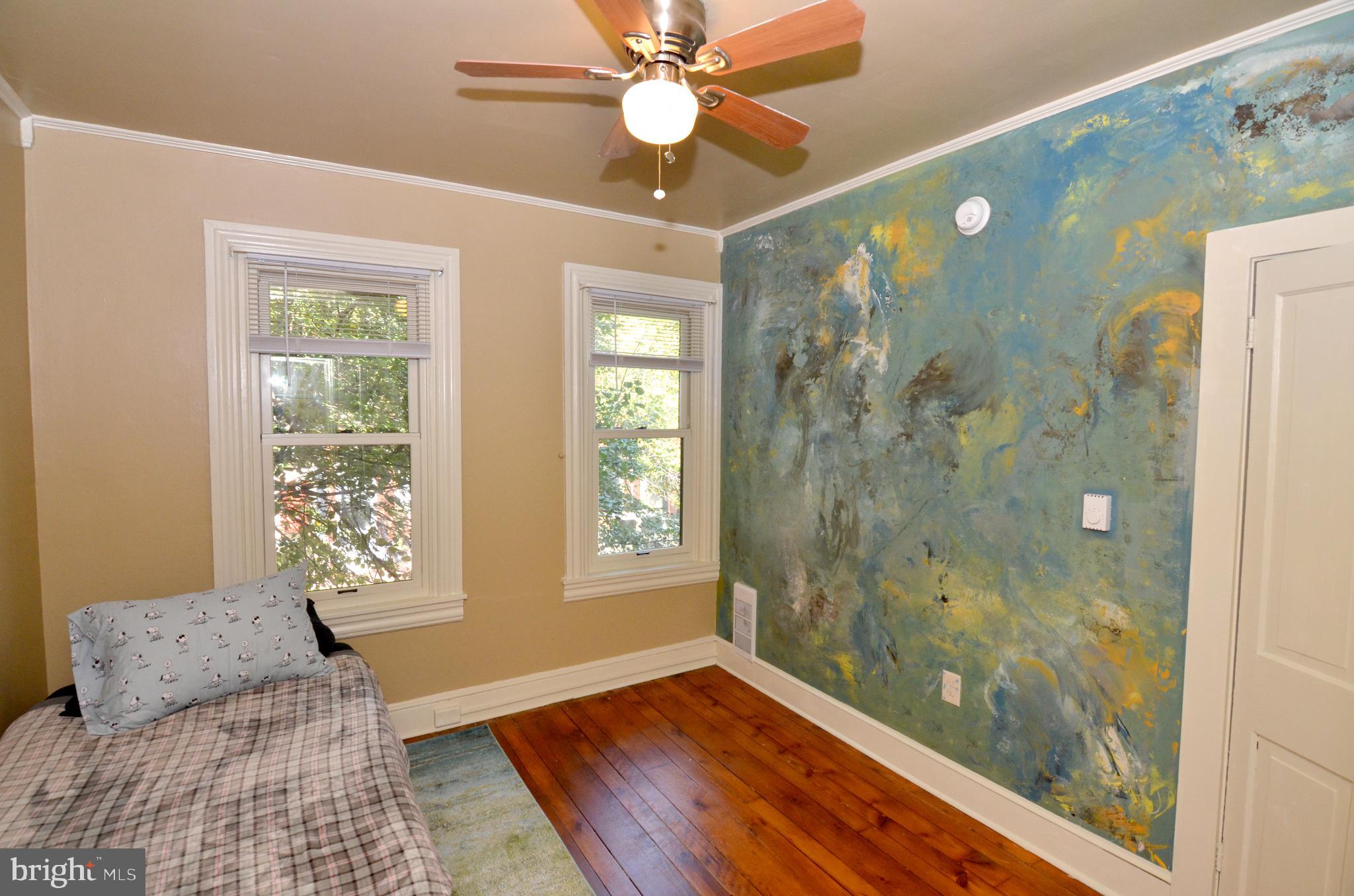 CHESTNUT HILL - Residential