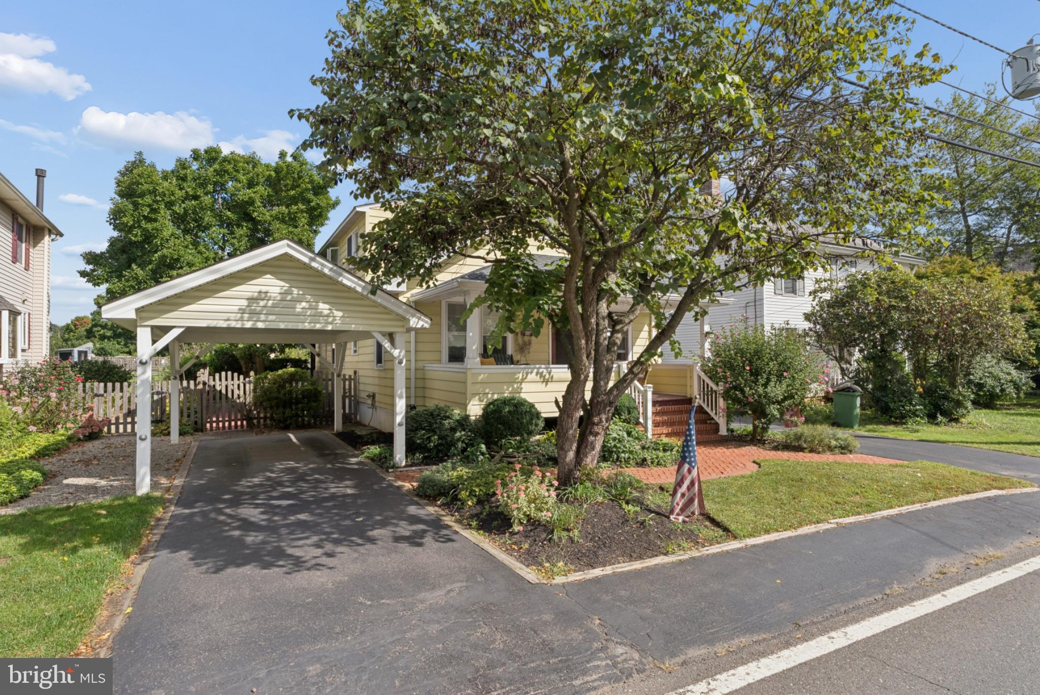 49 LAUREL AVENUE