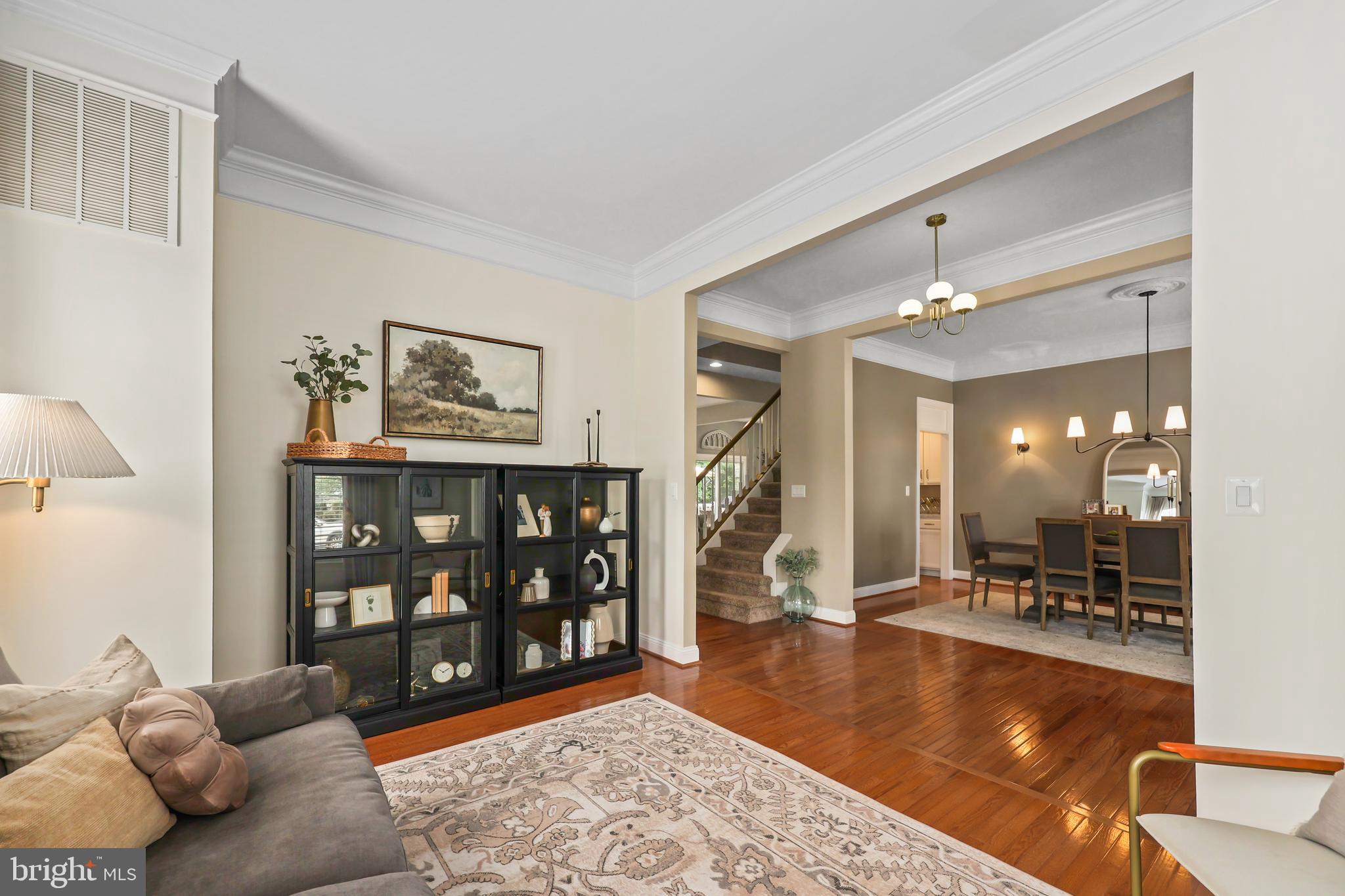 9054 ROARING SPRING LOOP