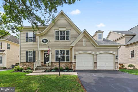 Photo of 9054 Roaring Spring Loop, BRISTOW, VA 20136 (MLS # VAPW2128146)
