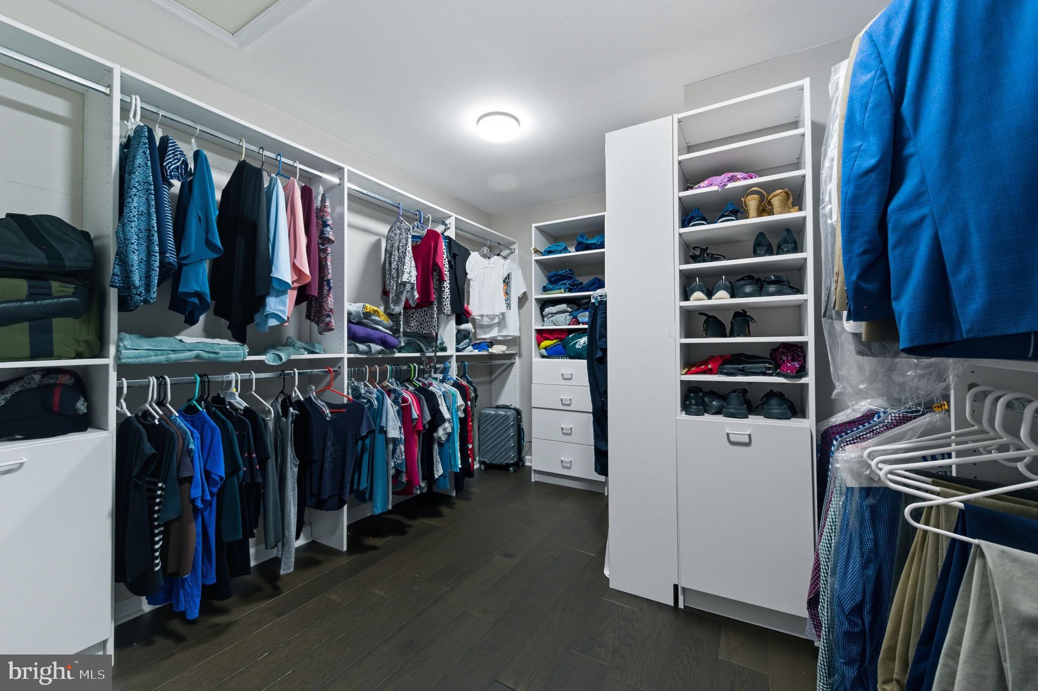 THE RIDINGS CHADDS - Residential