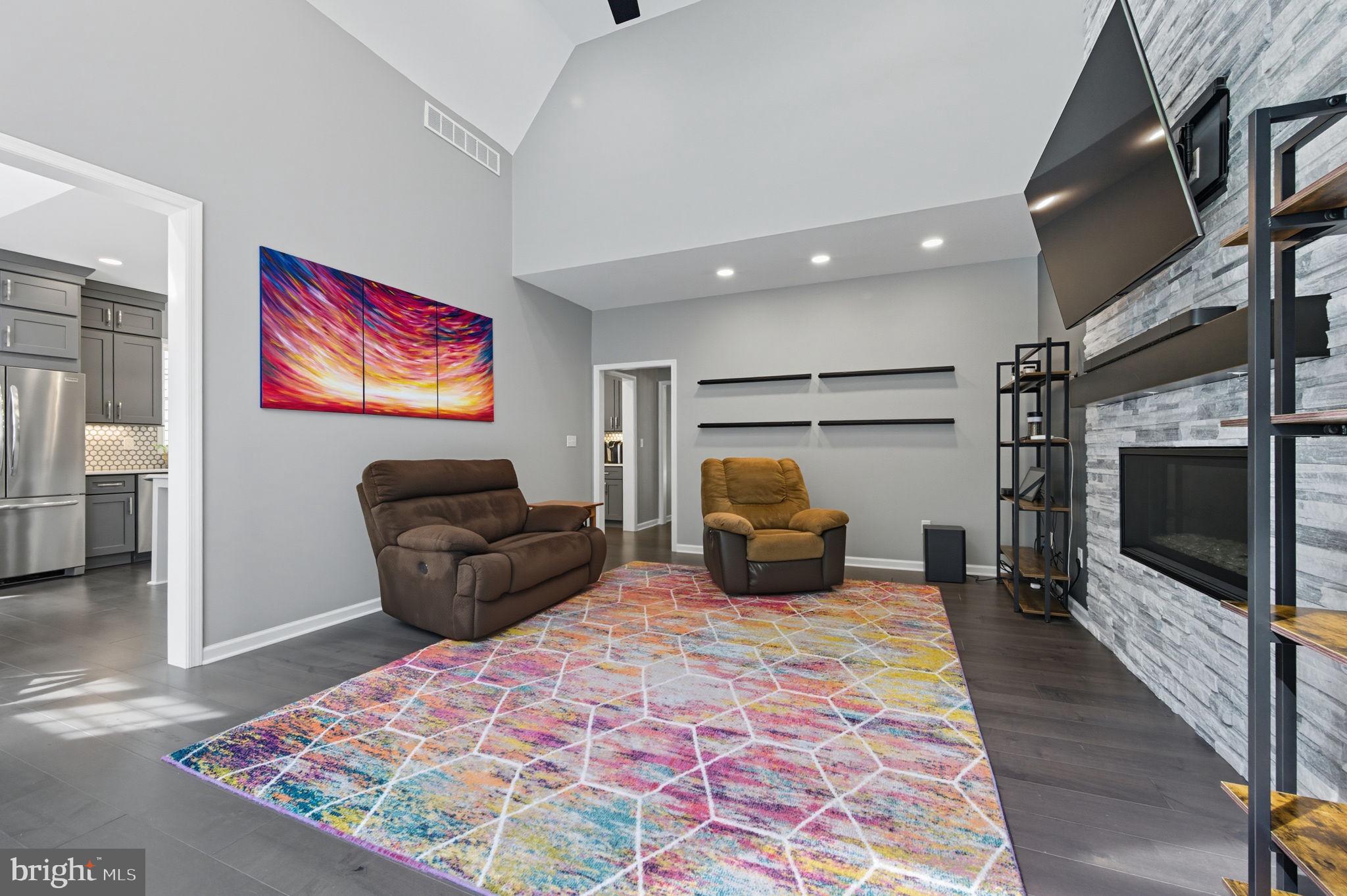 THE RIDINGS CHADDS - Residential