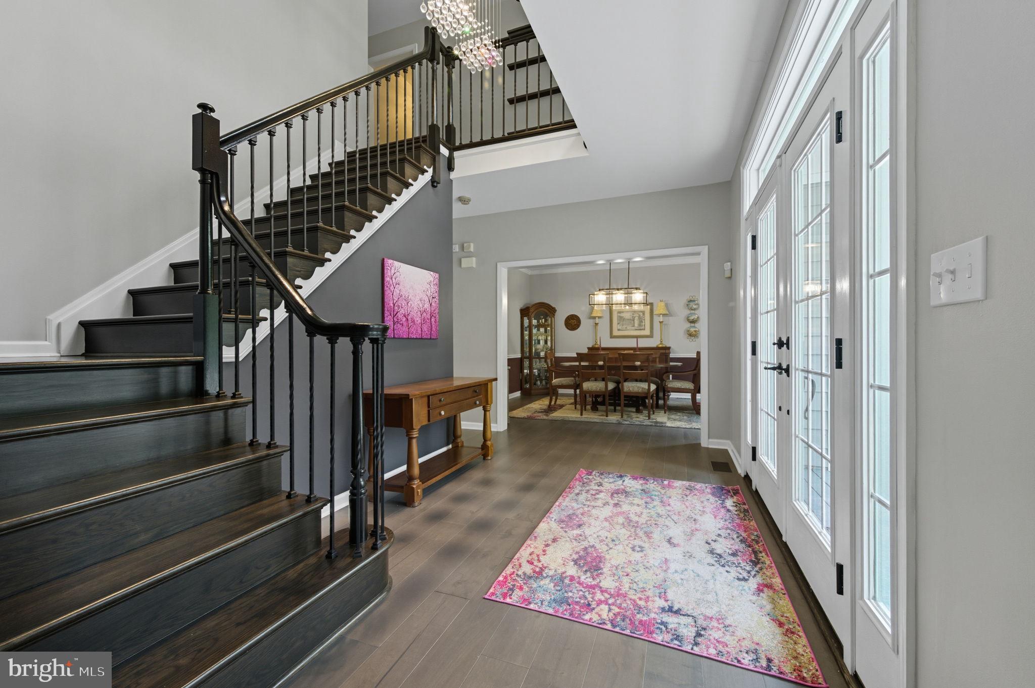45 RIDINGS WAY