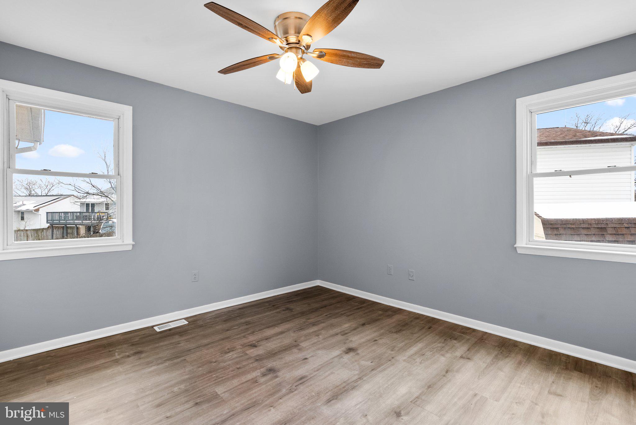 SANDALWOOD - Residential Lease