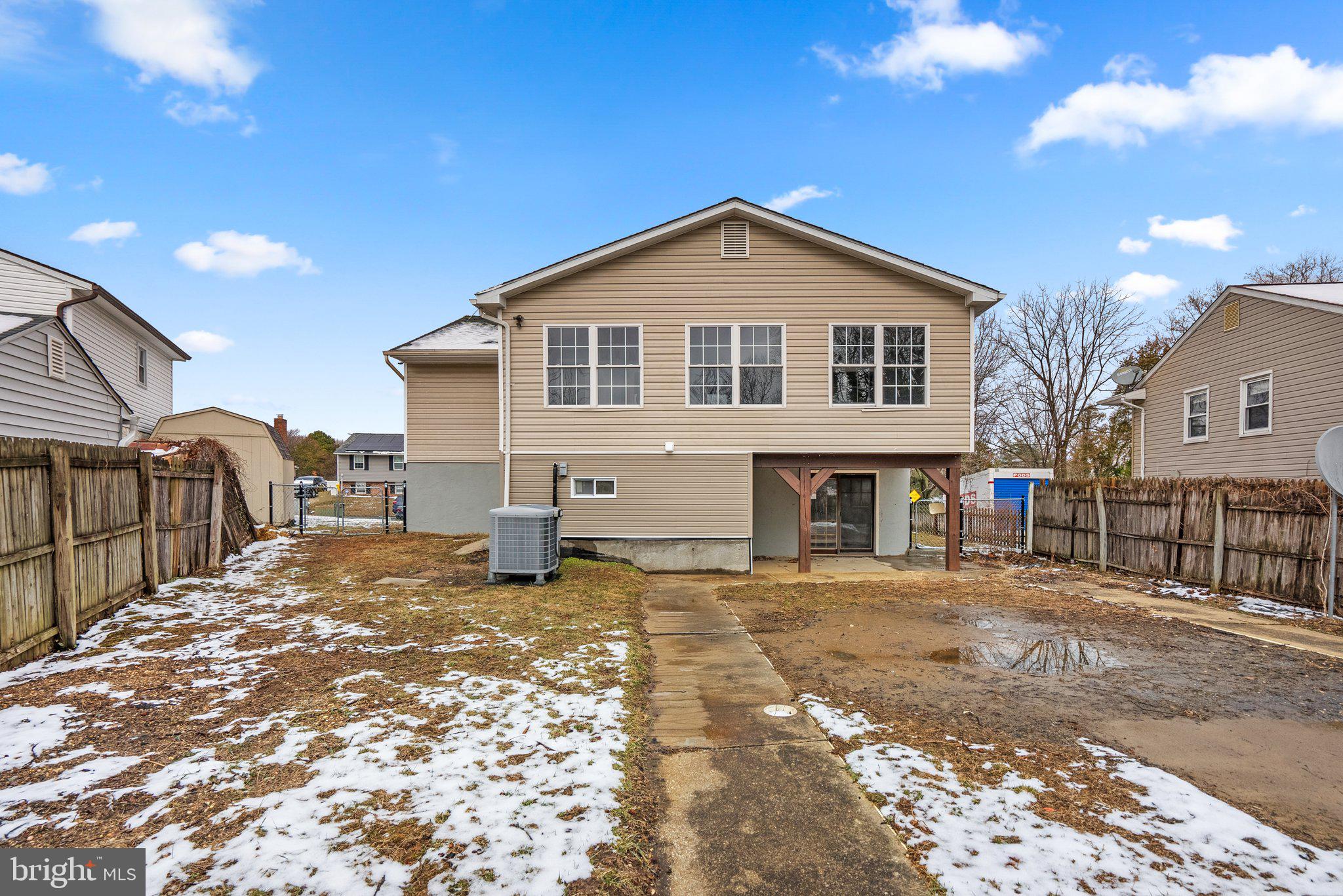 SANDALWOOD - Residential Lease