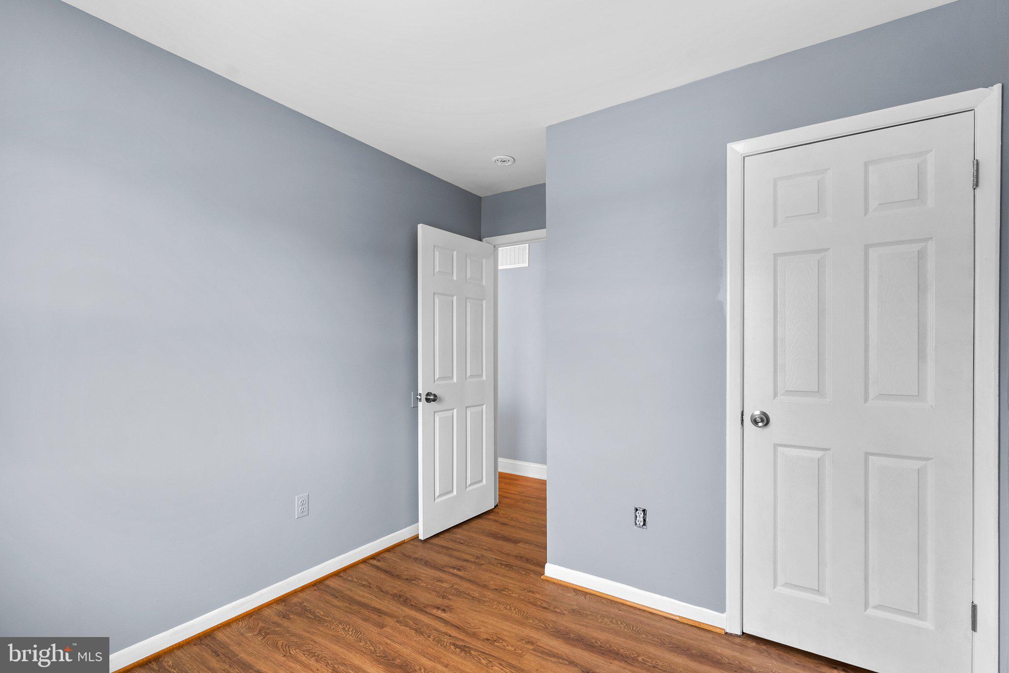 SANDALWOOD - Residential Lease