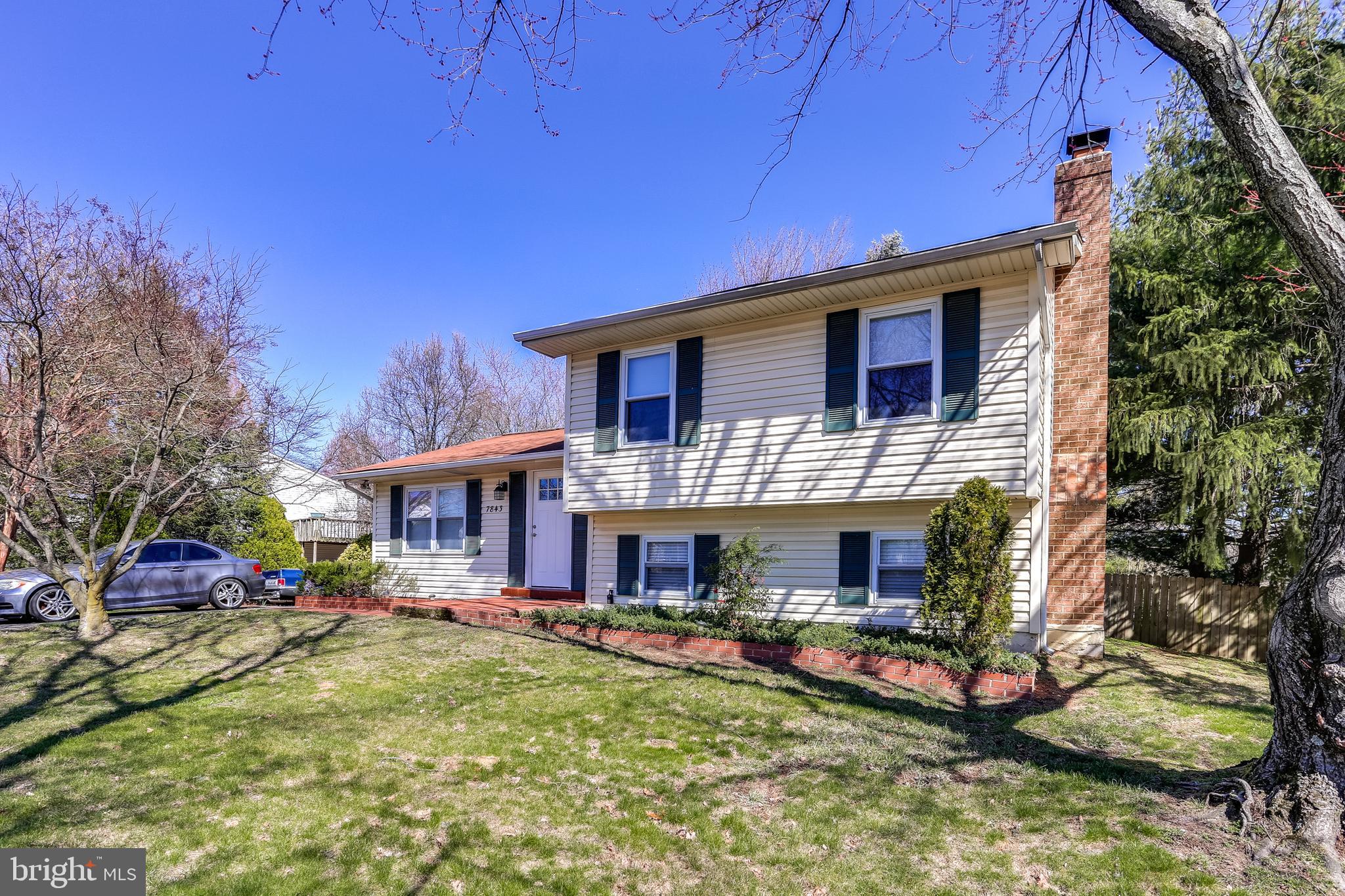 RIDGEFIELD - Residential