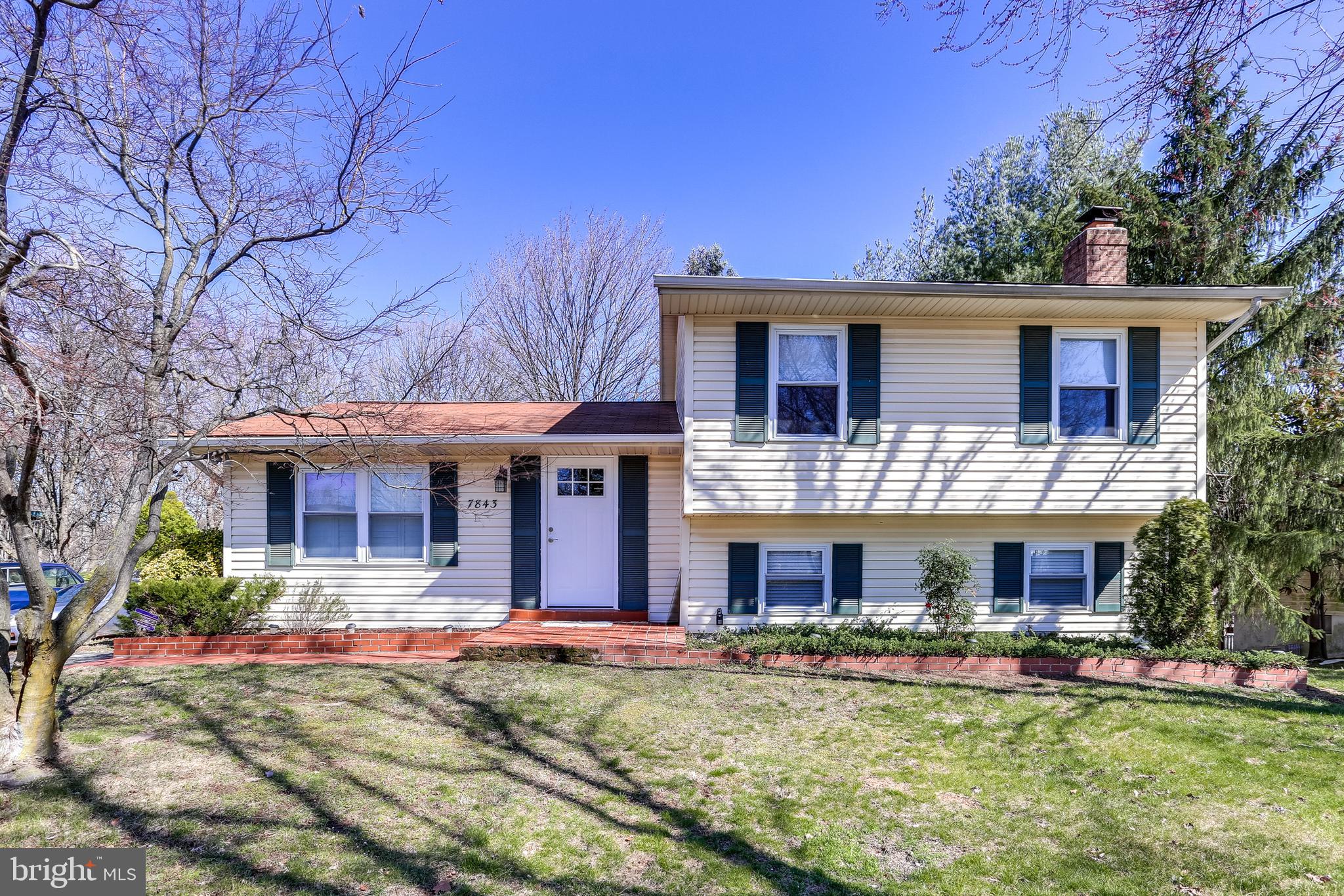 RIDGEFIELD - Residential