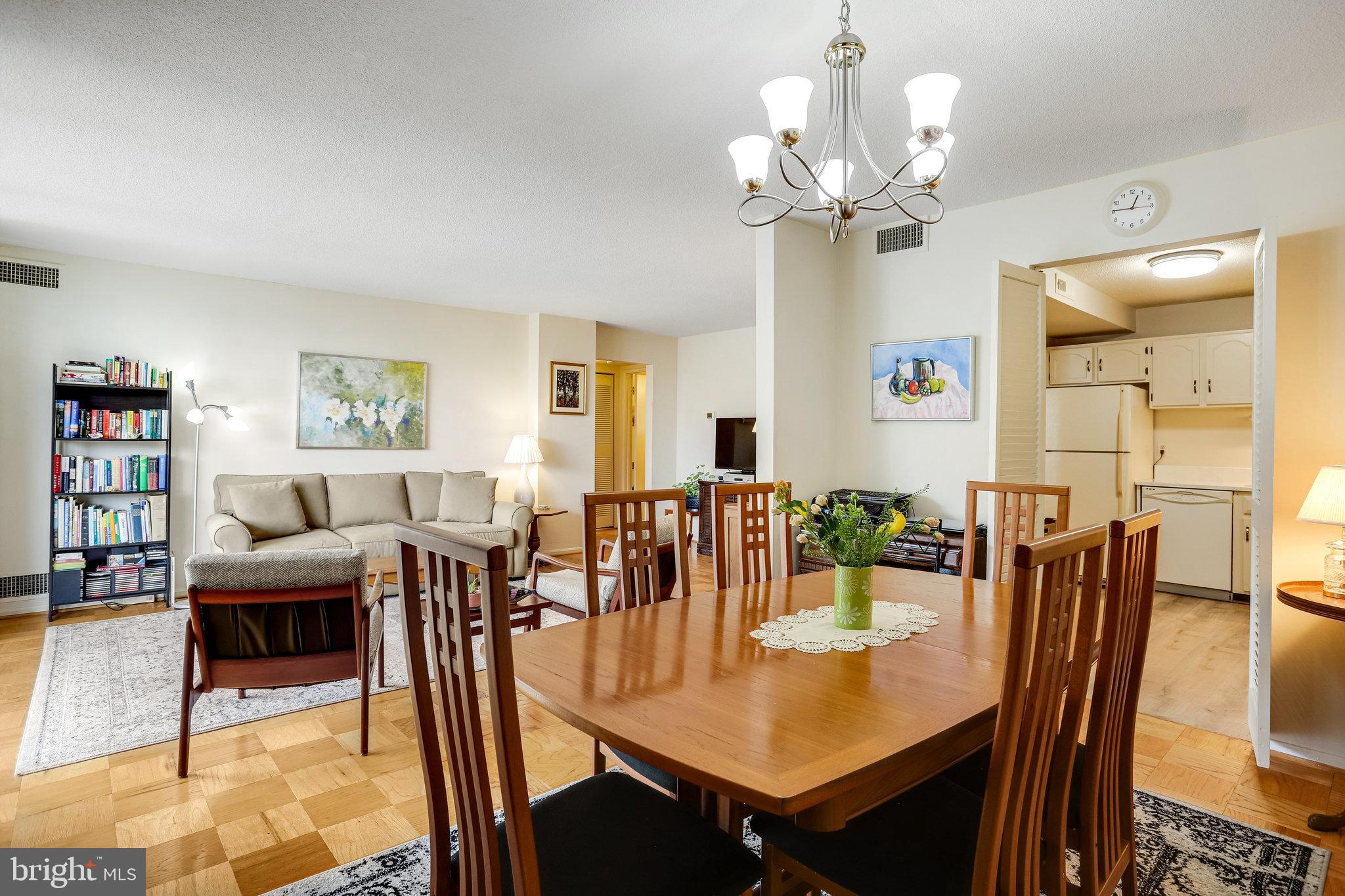 AMERICANA CENTRE - Residential Lease