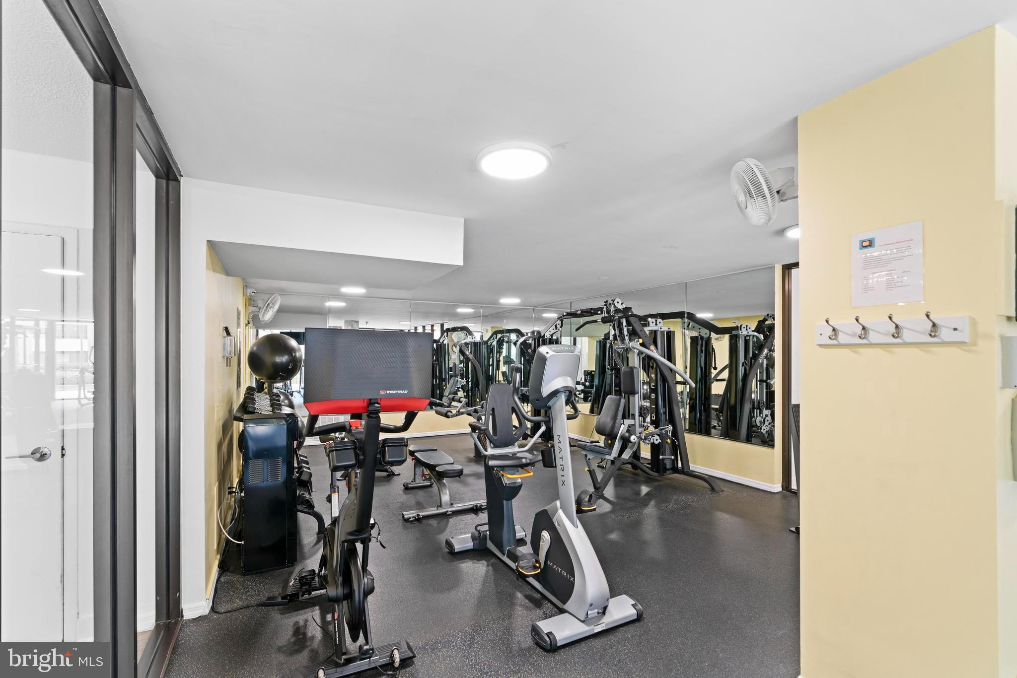 AMERICANA CENTRE - Residential Lease