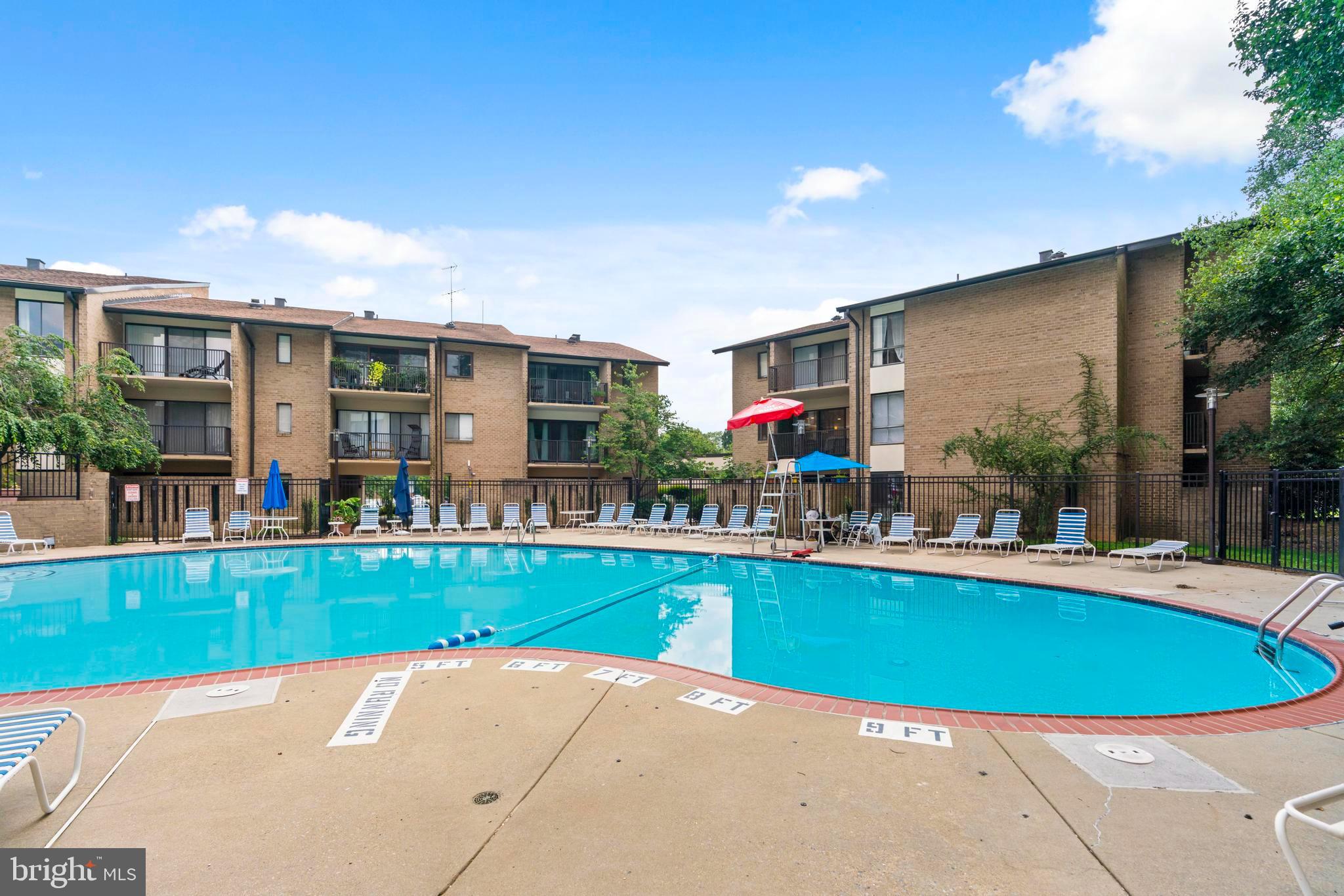 AMERICANA CENTRE - Residential Lease