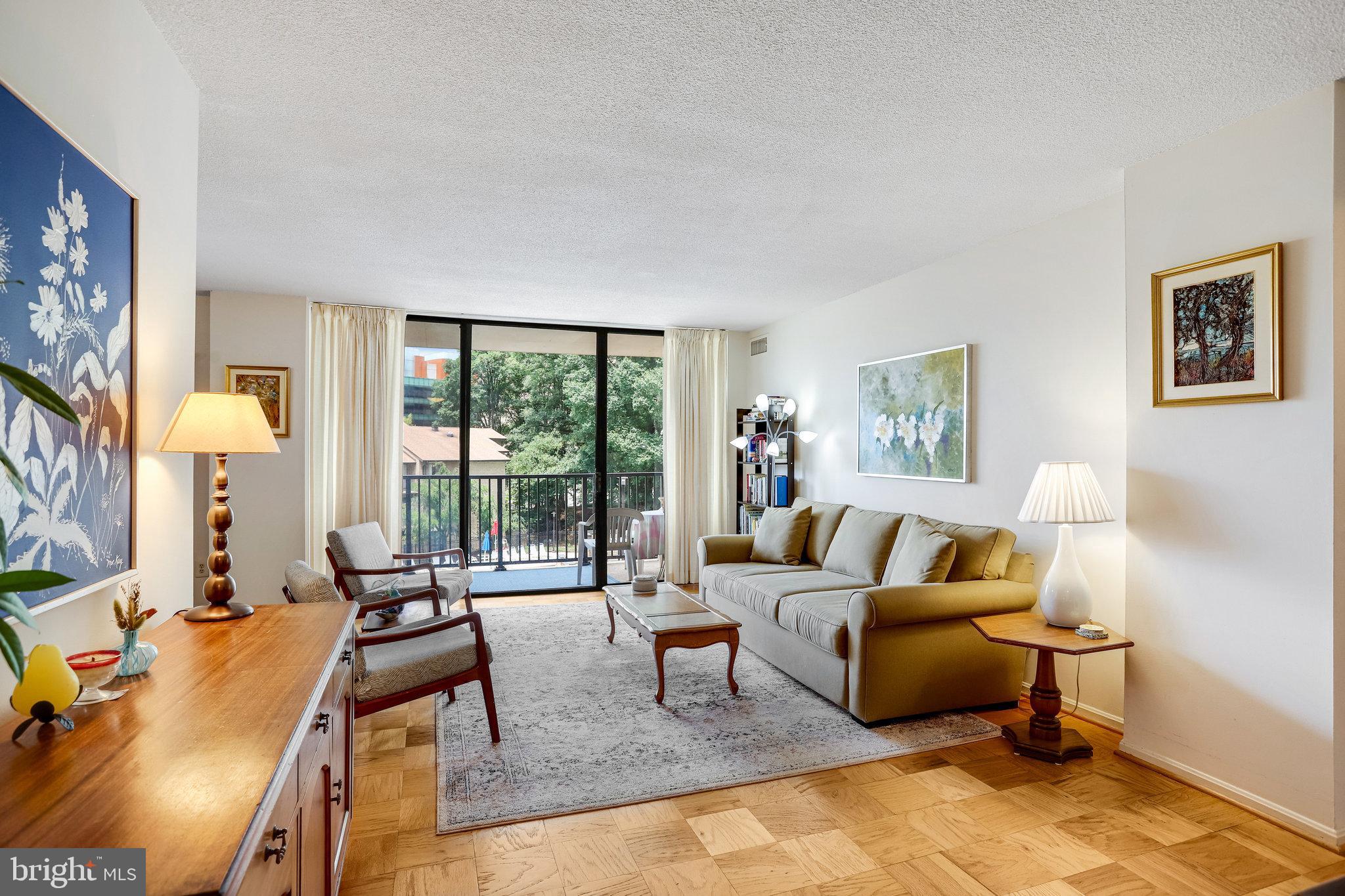 AMERICANA CENTRE - Residential Lease