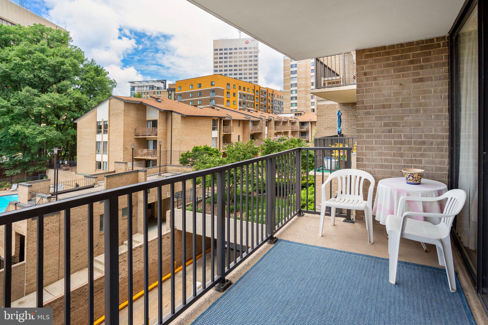 AMERICANA CENTRE - Residential Lease