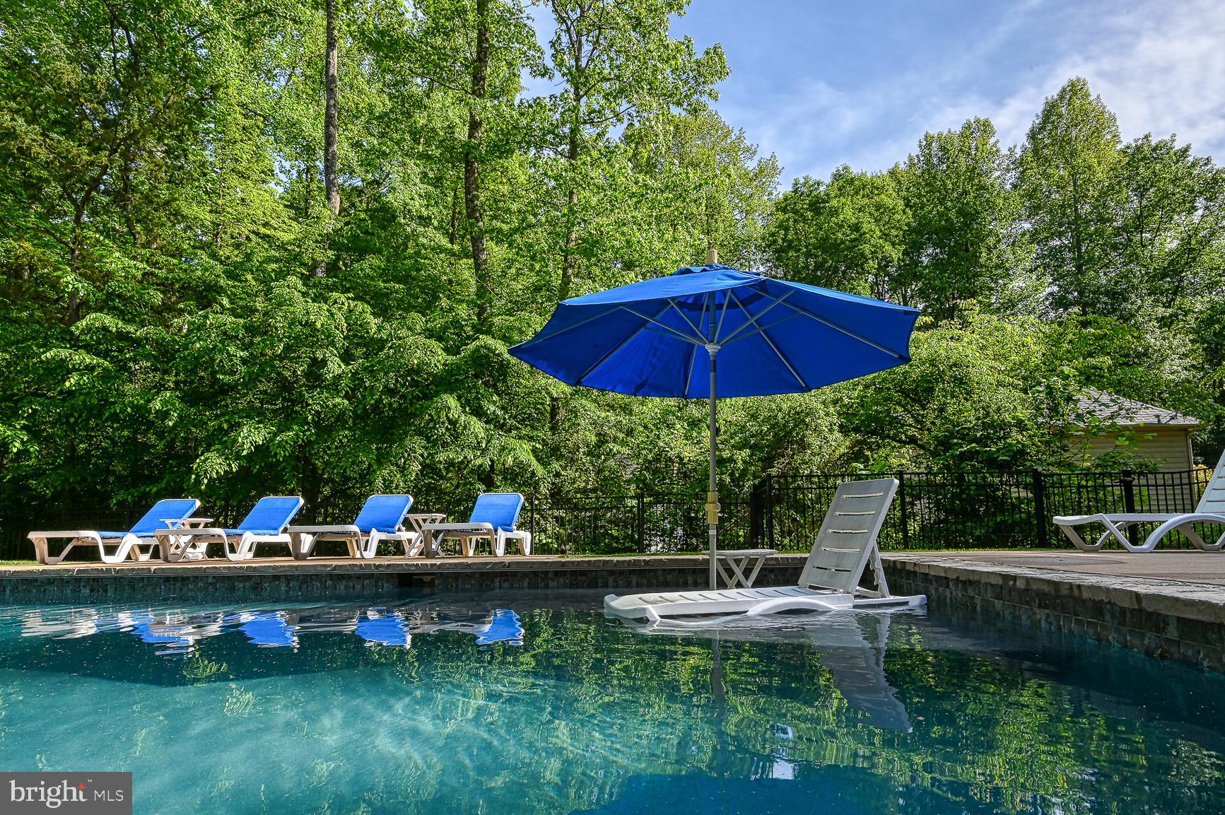 123 SHOREWOOD DRIVE