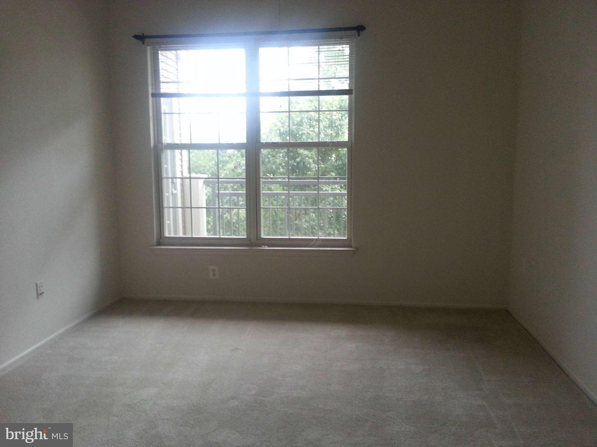 HIGH POINT AT JEFFERSON PARK - Residential