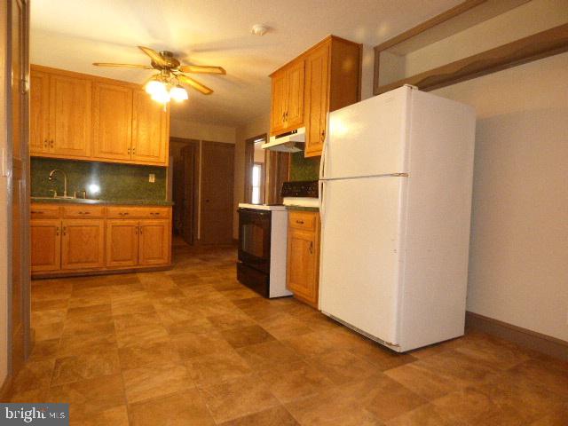 FRYSVILLE - Residential