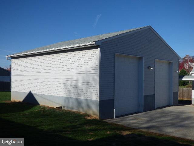 FRYSVILLE - Residential