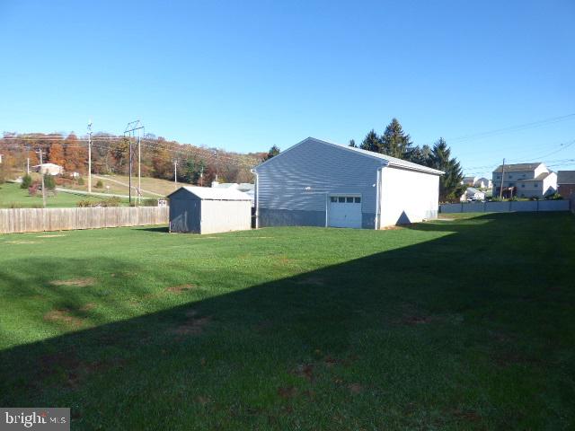 FRYSVILLE - Residential