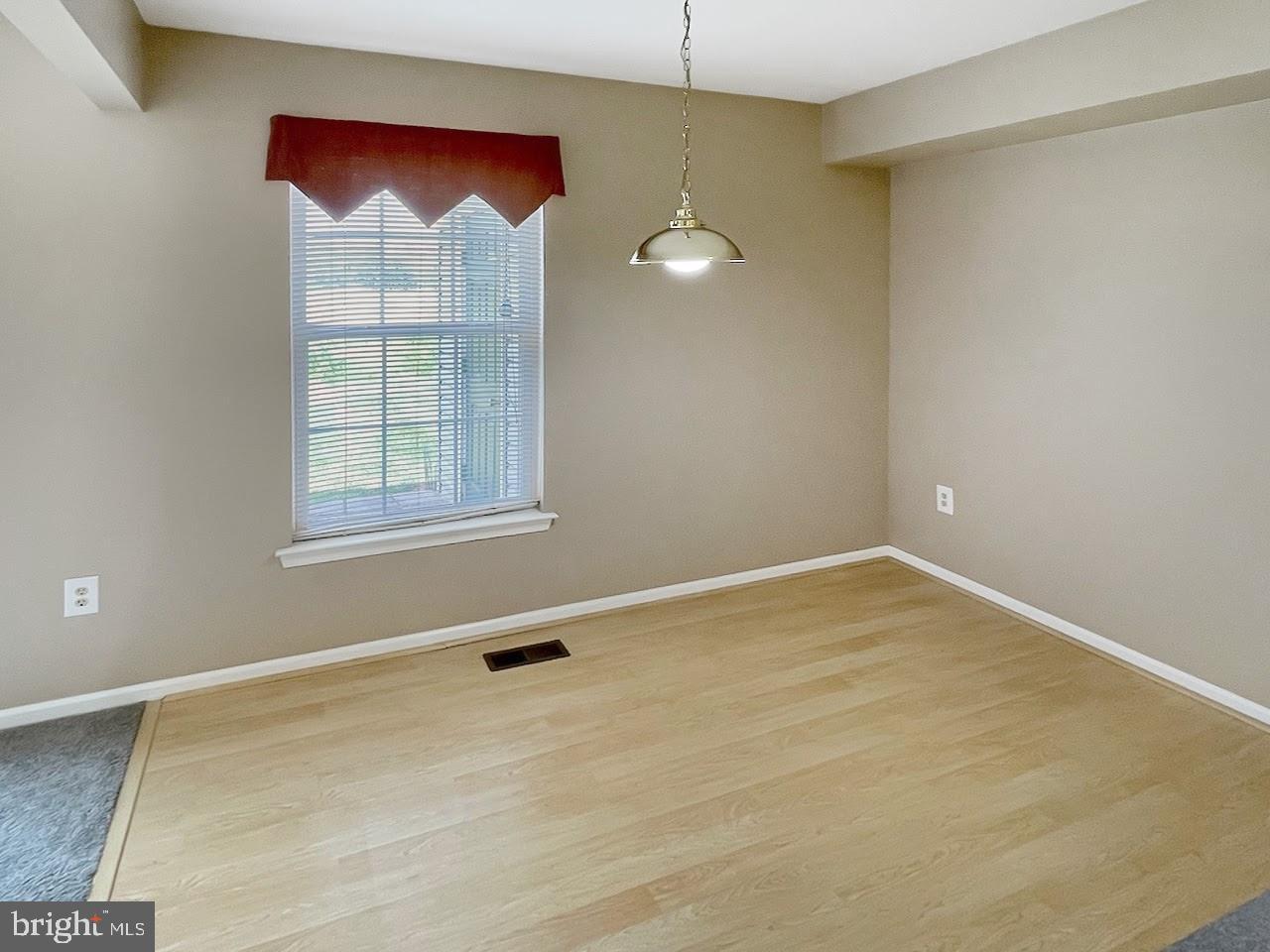 DEER RUN - Residential Lease