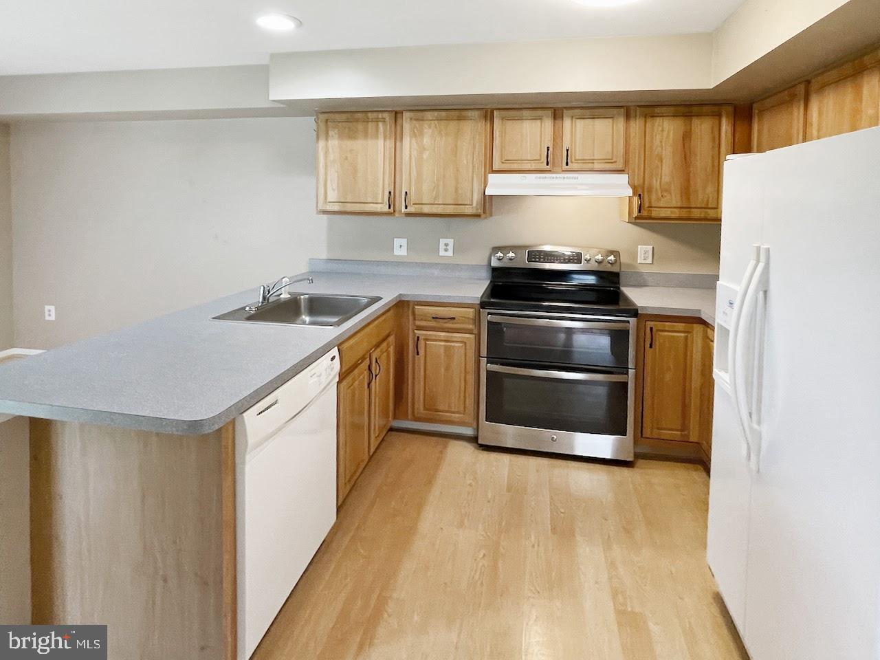 DEER RUN - Residential Lease