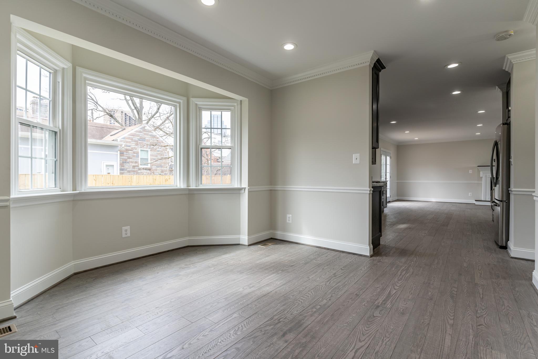 BARCROFT FOREST - Residential