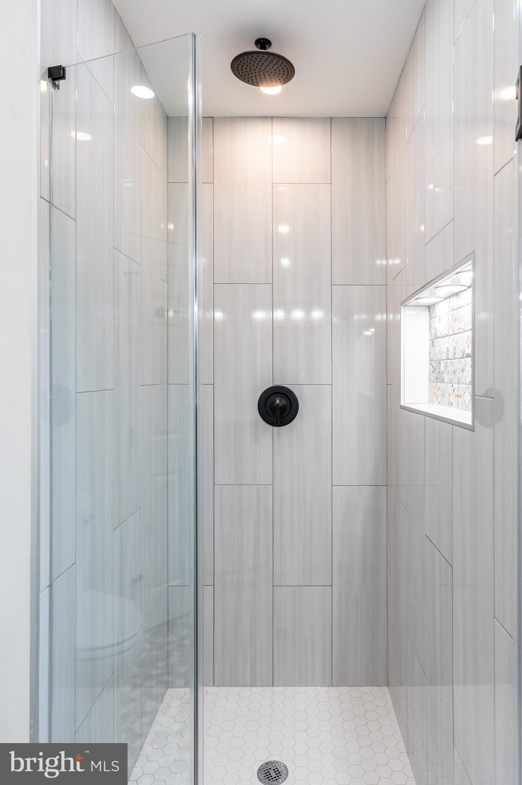 BARCROFT FOREST - Residential