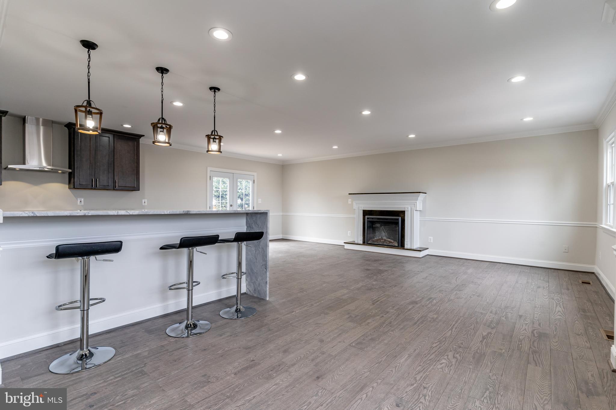 BARCROFT FOREST - Residential