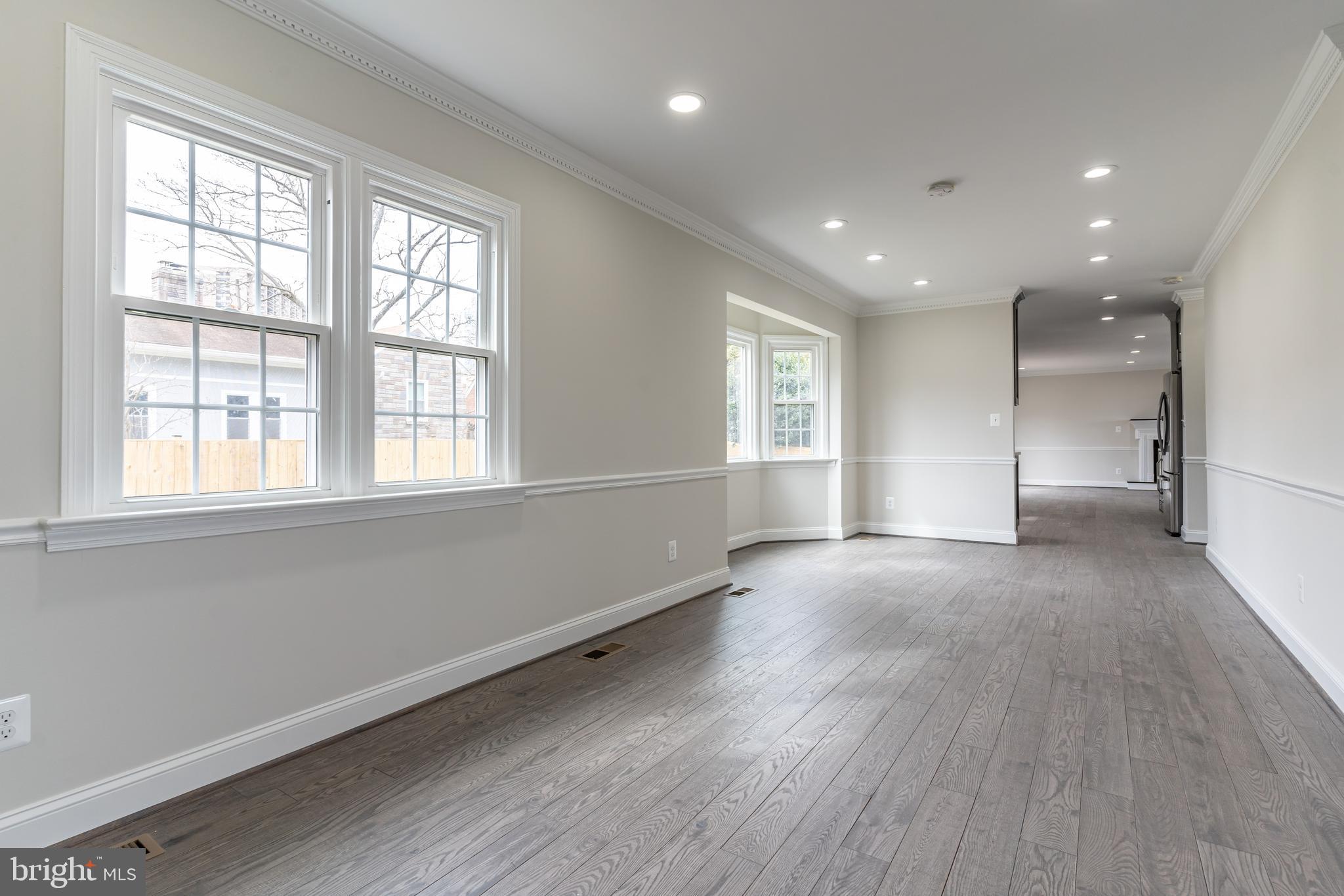 BARCROFT FOREST - Residential