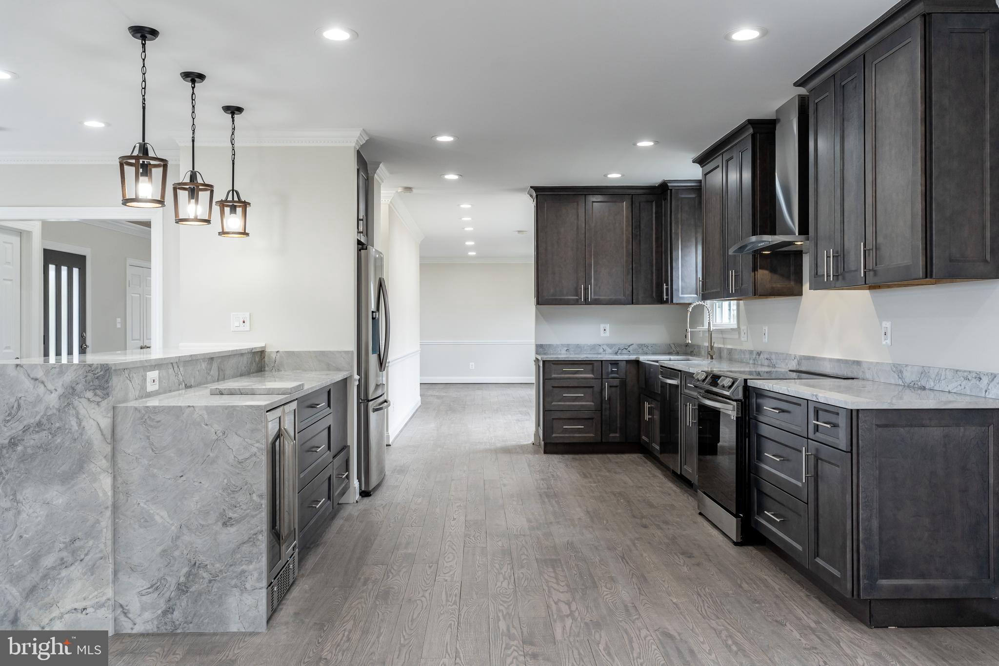 BARCROFT FOREST - Residential