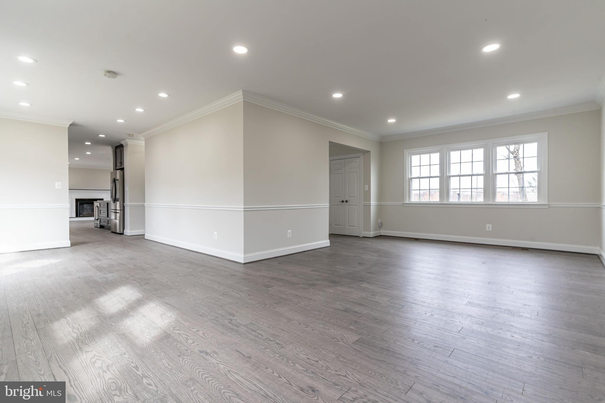 BARCROFT FOREST - Residential