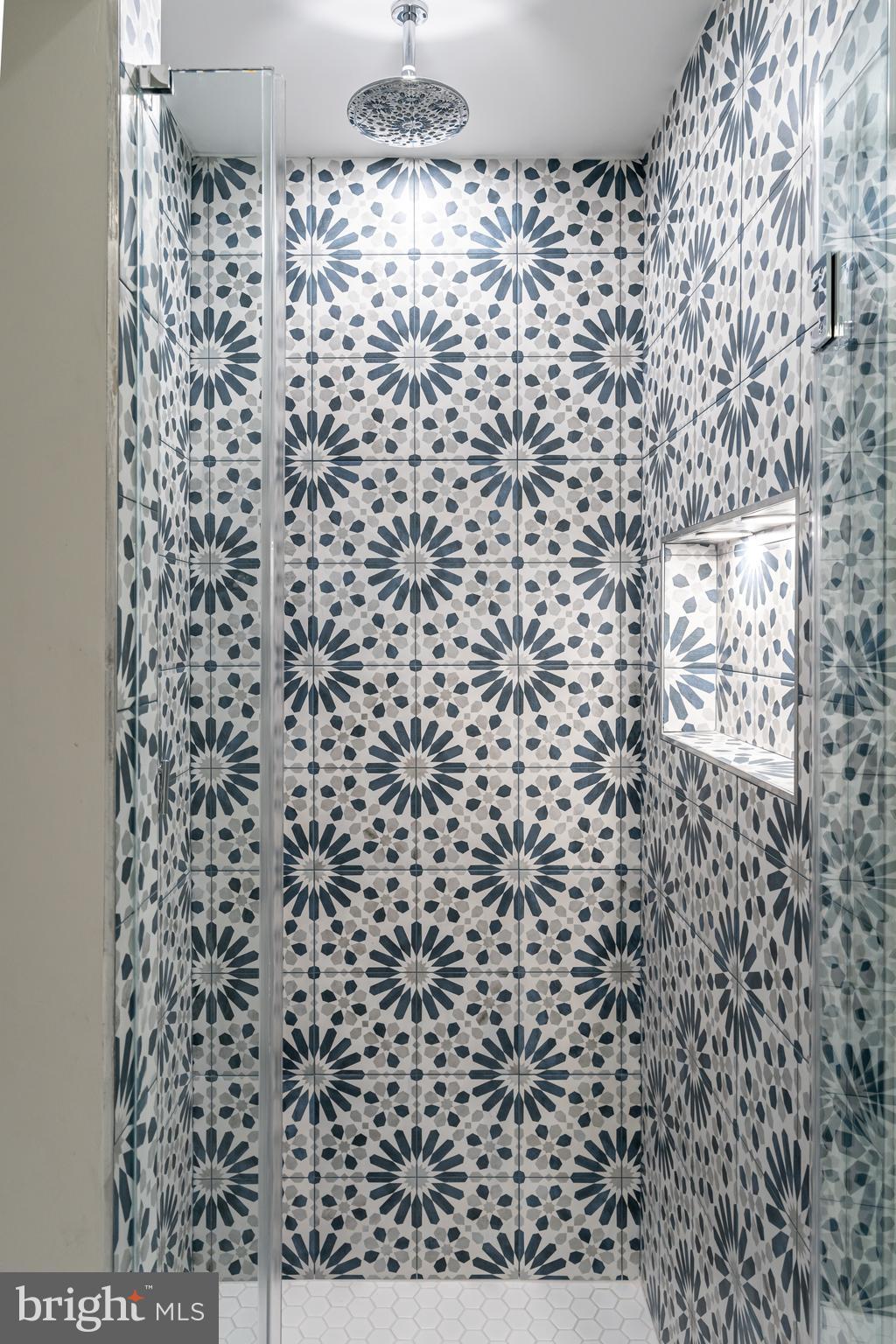 BARCROFT FOREST - Residential