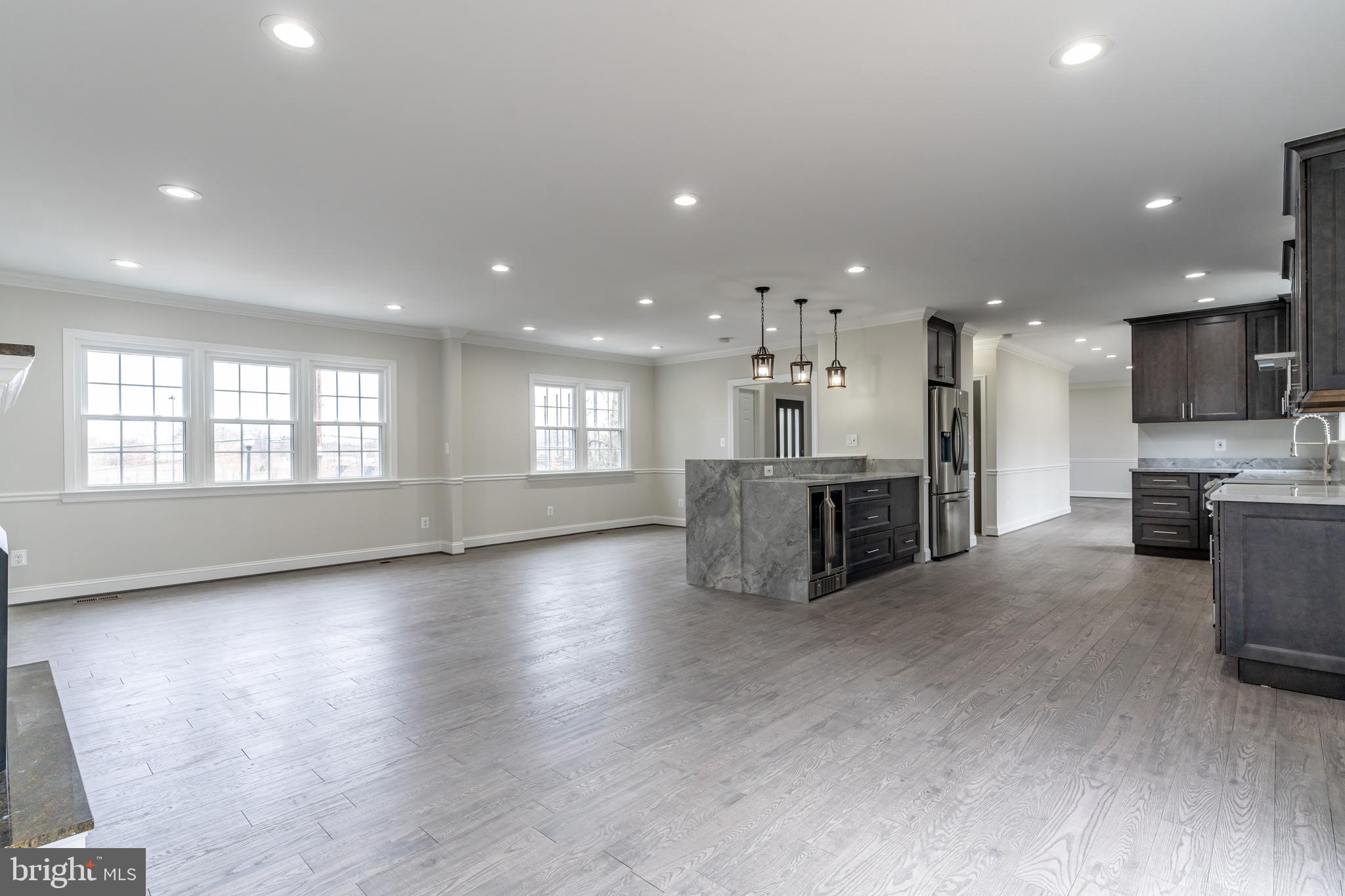 BARCROFT FOREST - Residential