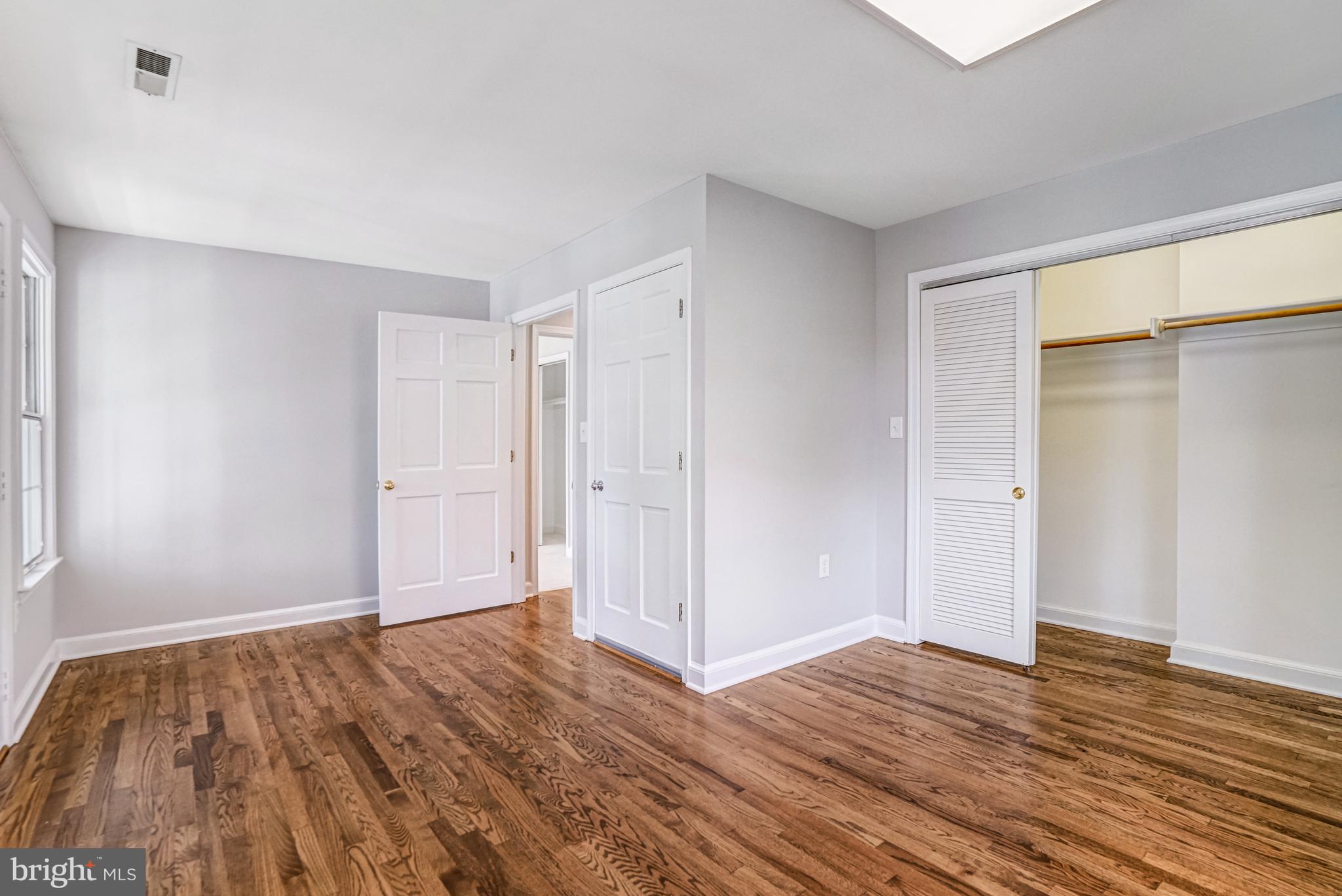 LEE HEIGHTS - Residential