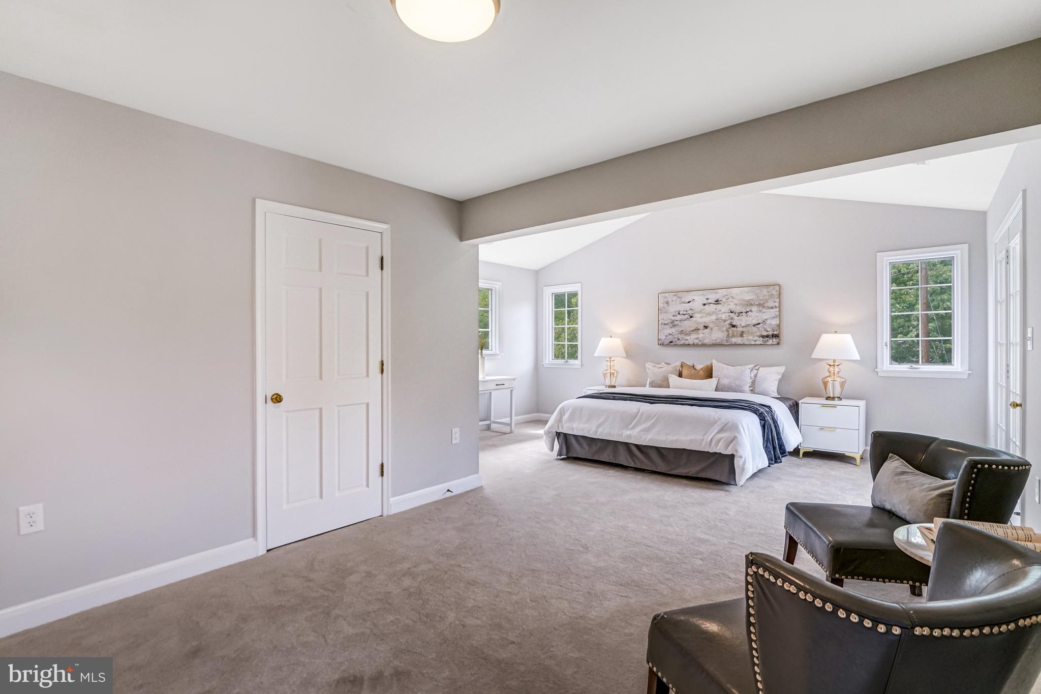 LEE HEIGHTS - Residential