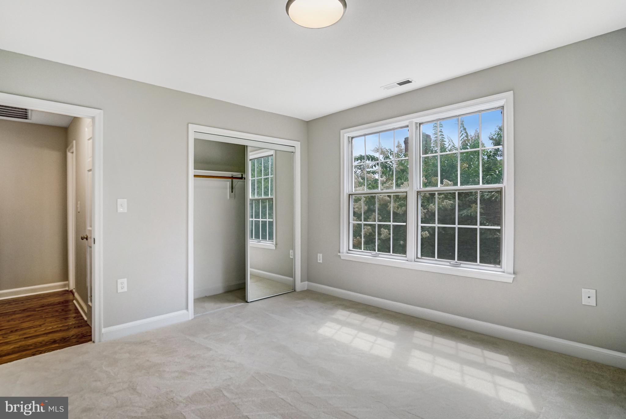 LEE HEIGHTS - Residential