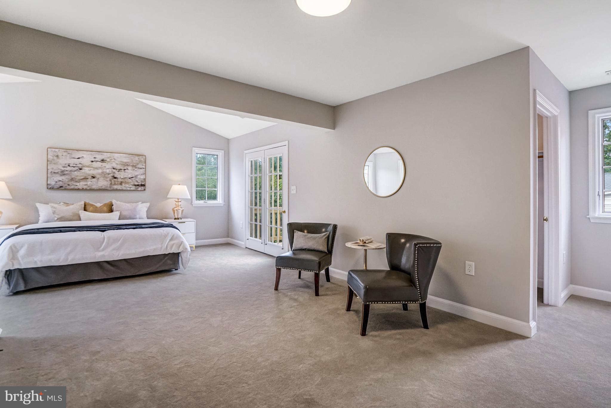 LEE HEIGHTS - Residential