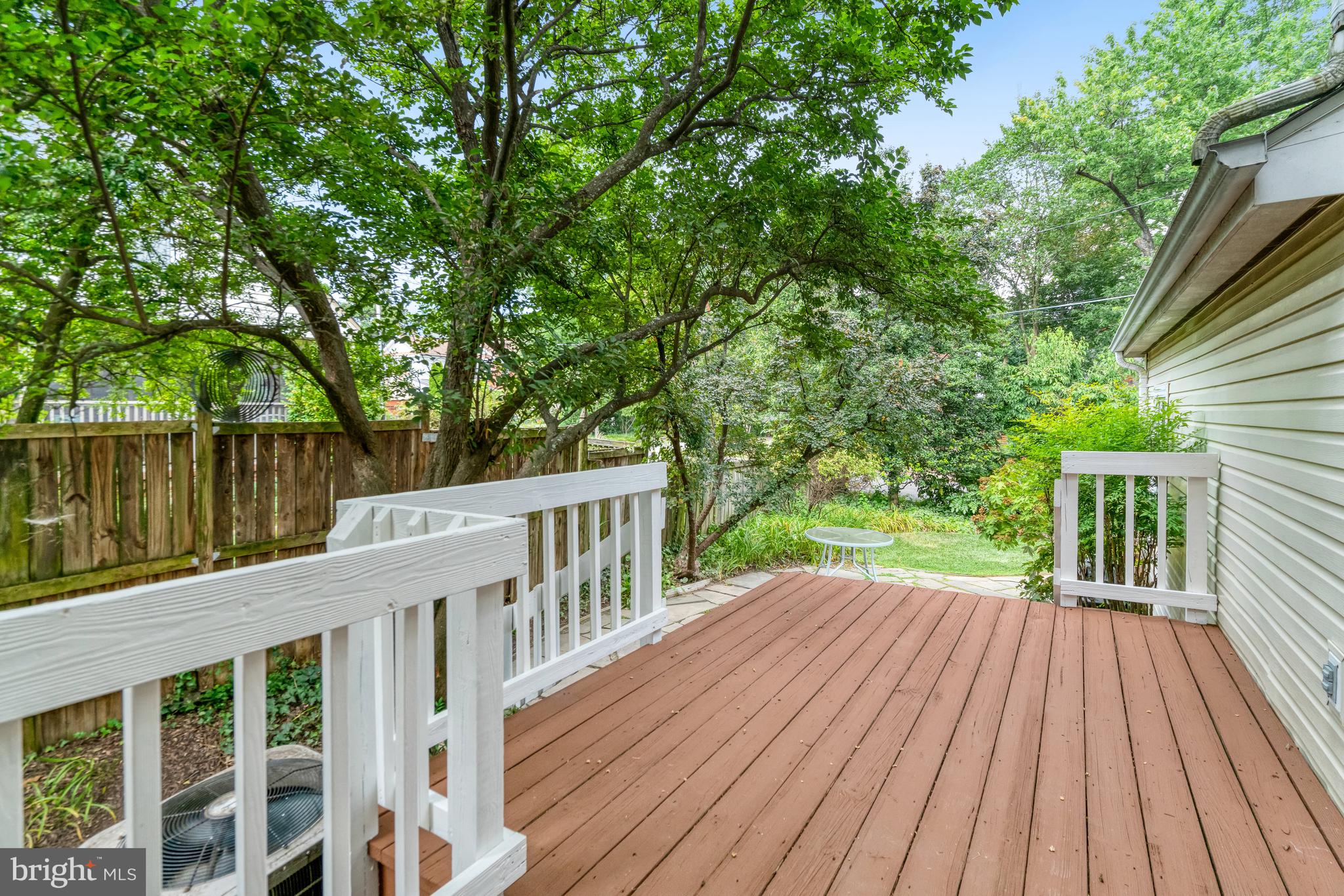 LEE HEIGHTS - Residential