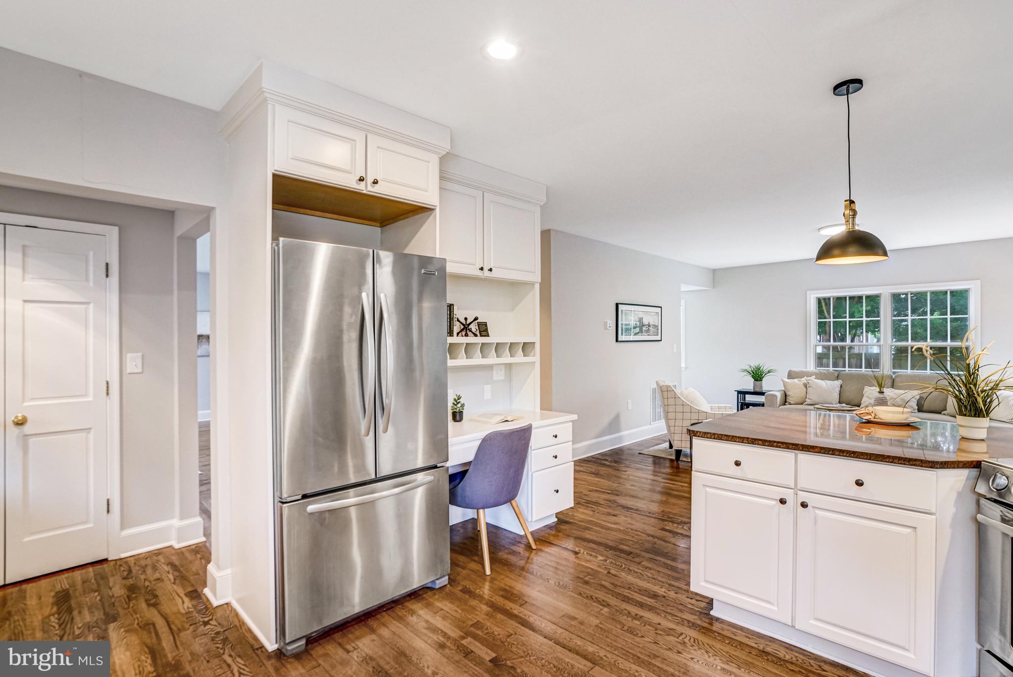 LEE HEIGHTS - Residential