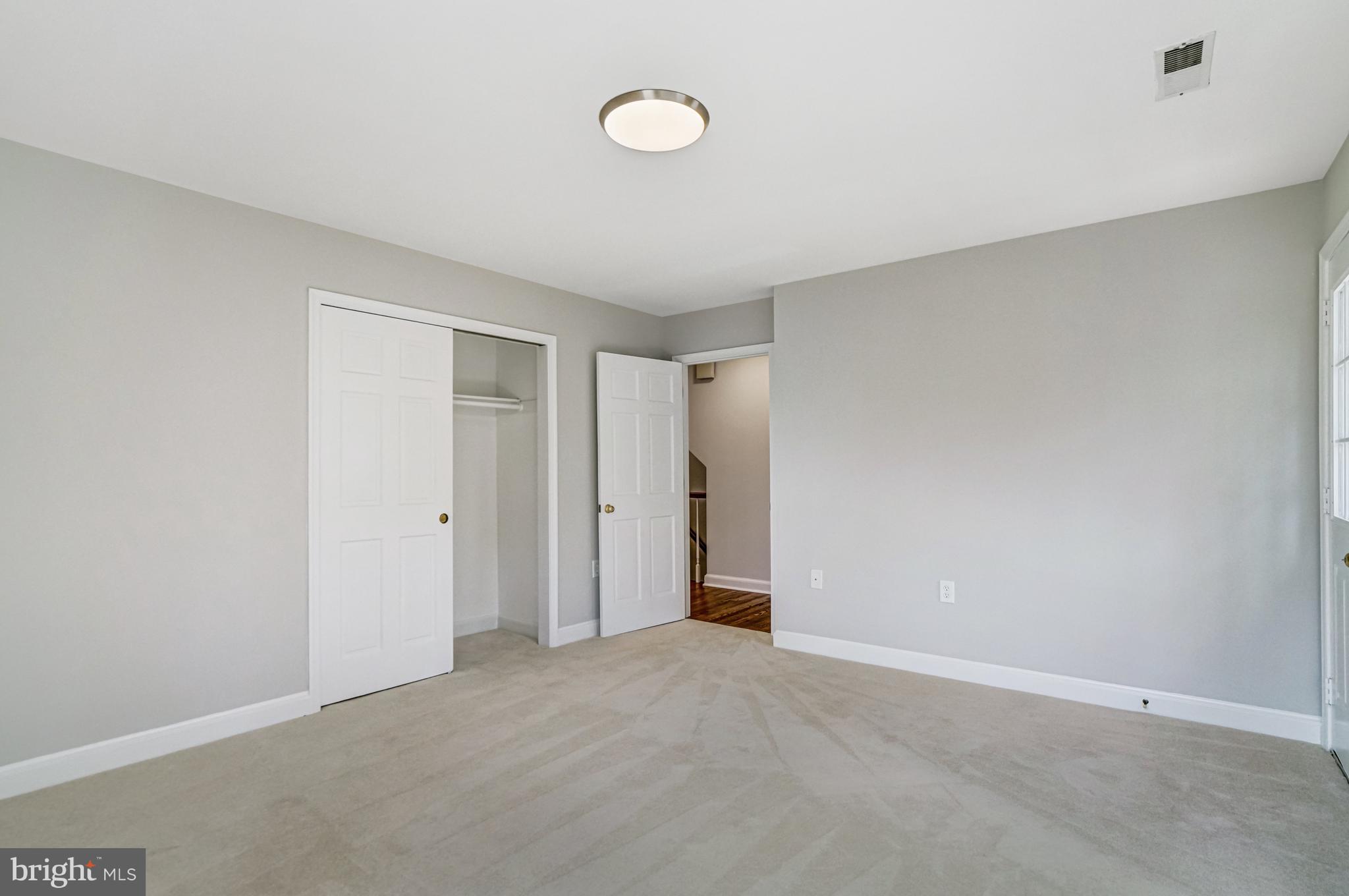 LEE HEIGHTS - Residential