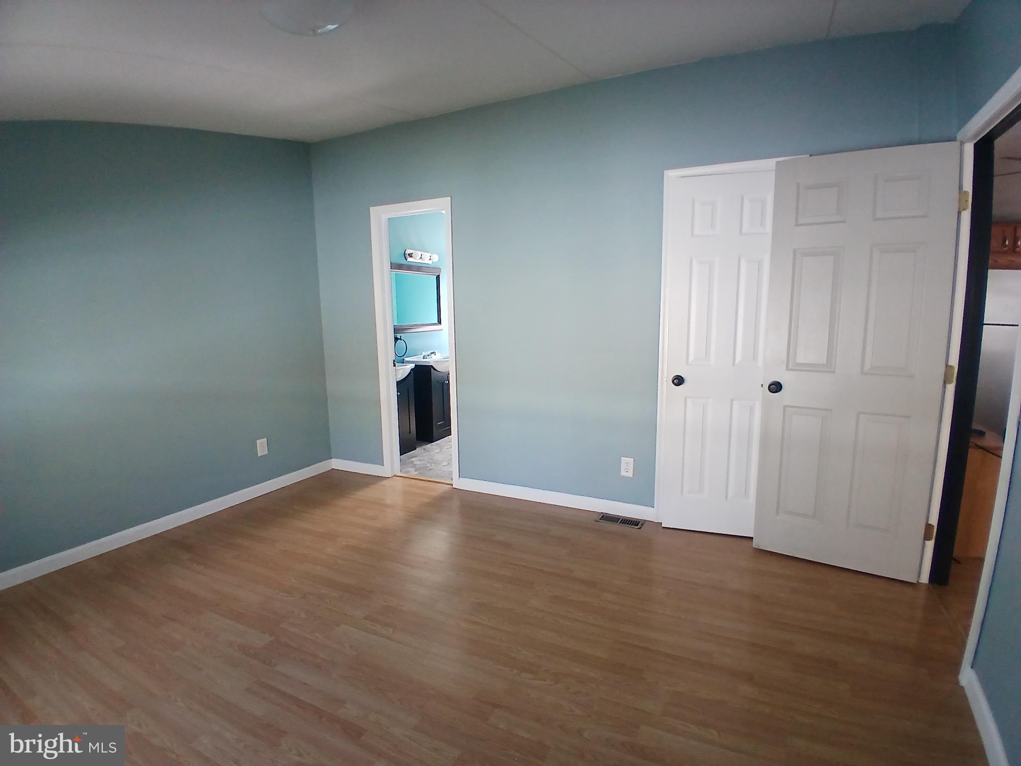 LISA LAKE MBH PARK - Residential