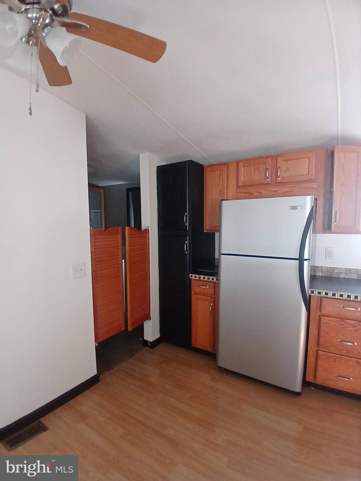 LISA LAKE MBH PARK - Residential