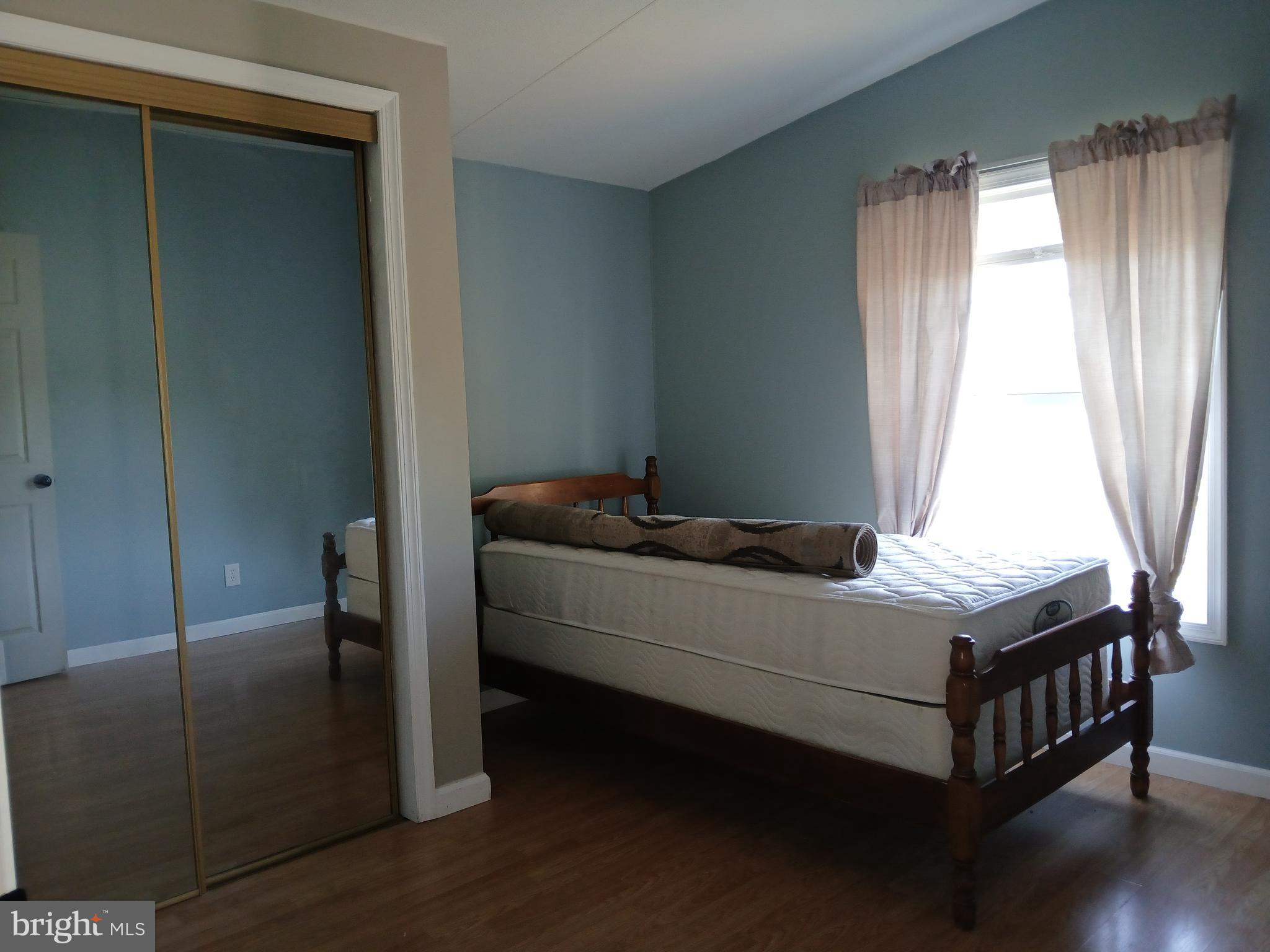 LISA LAKE MBH PARK - Residential